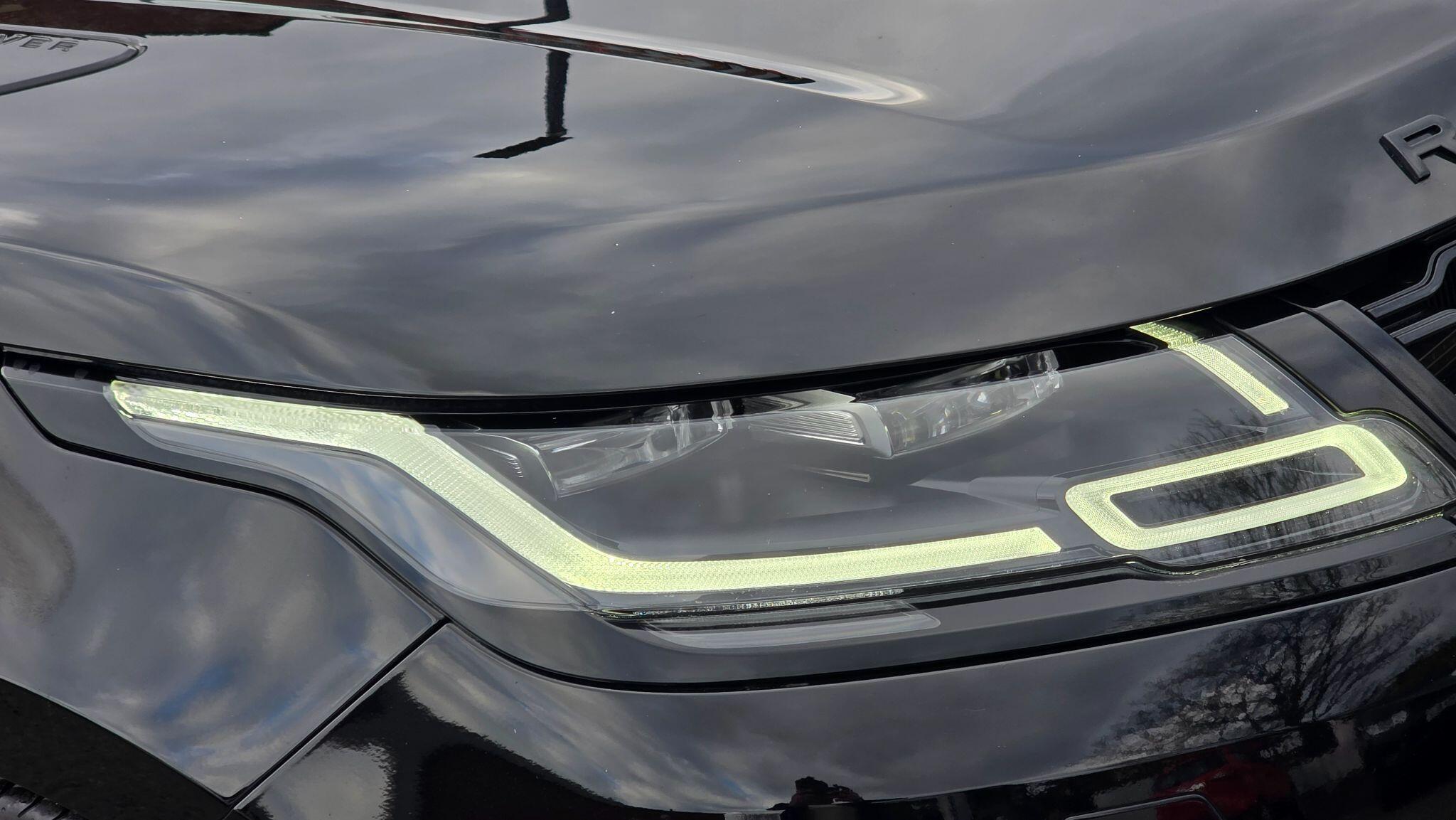 Land Rover Range Rover Velar - Image 8