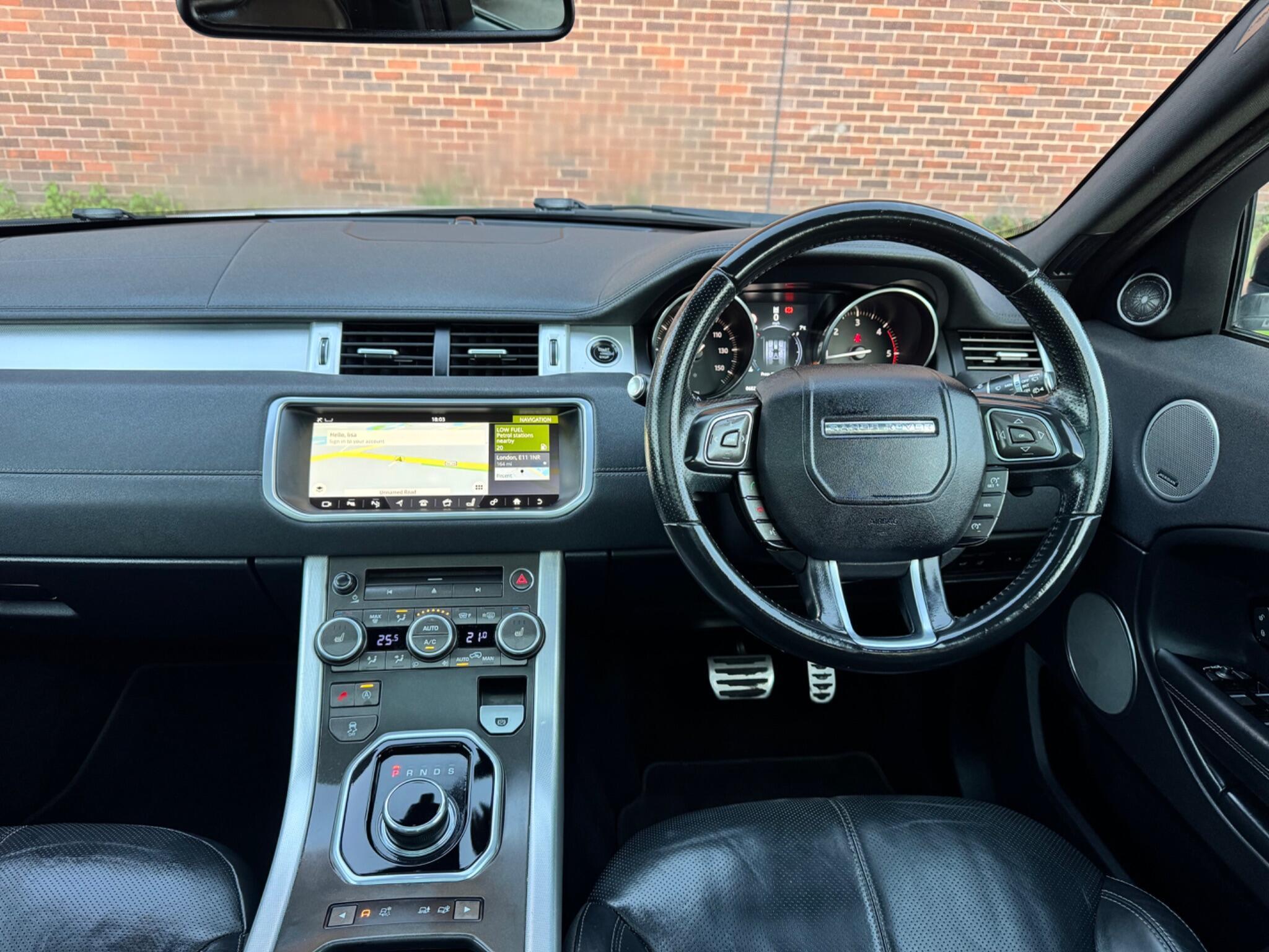 Land Rover Range Rover Evoque - Image 29