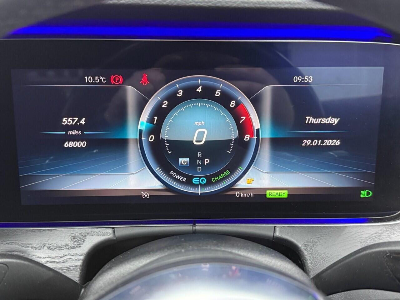 Mercedes E-Class - Image 22