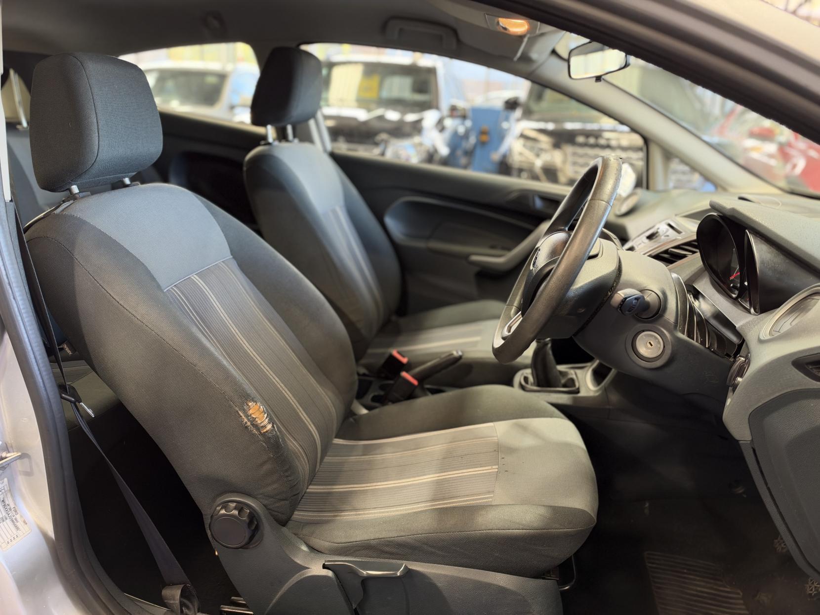 Ford Fiesta - Image 16