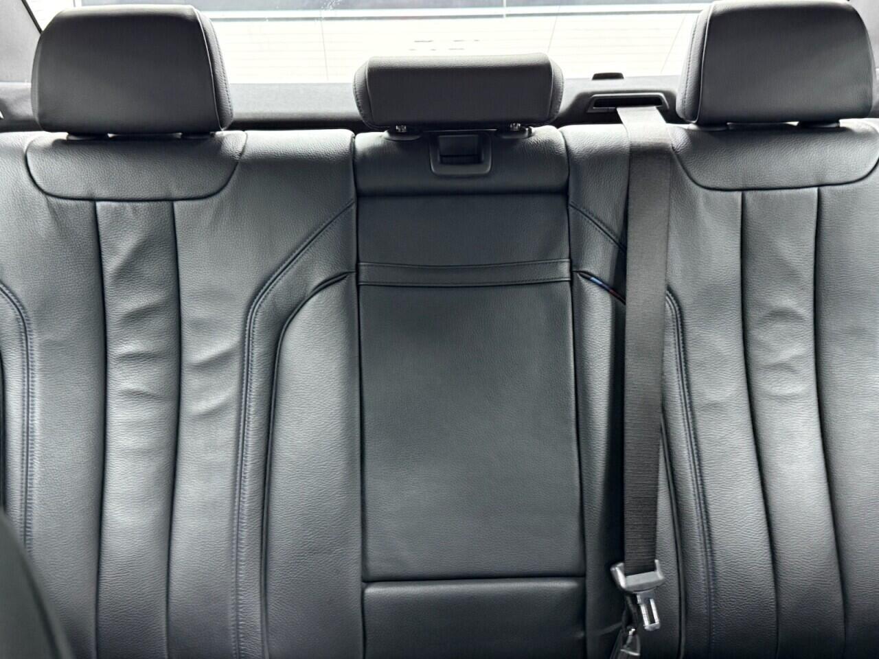 BMW 5 Series - Image 33