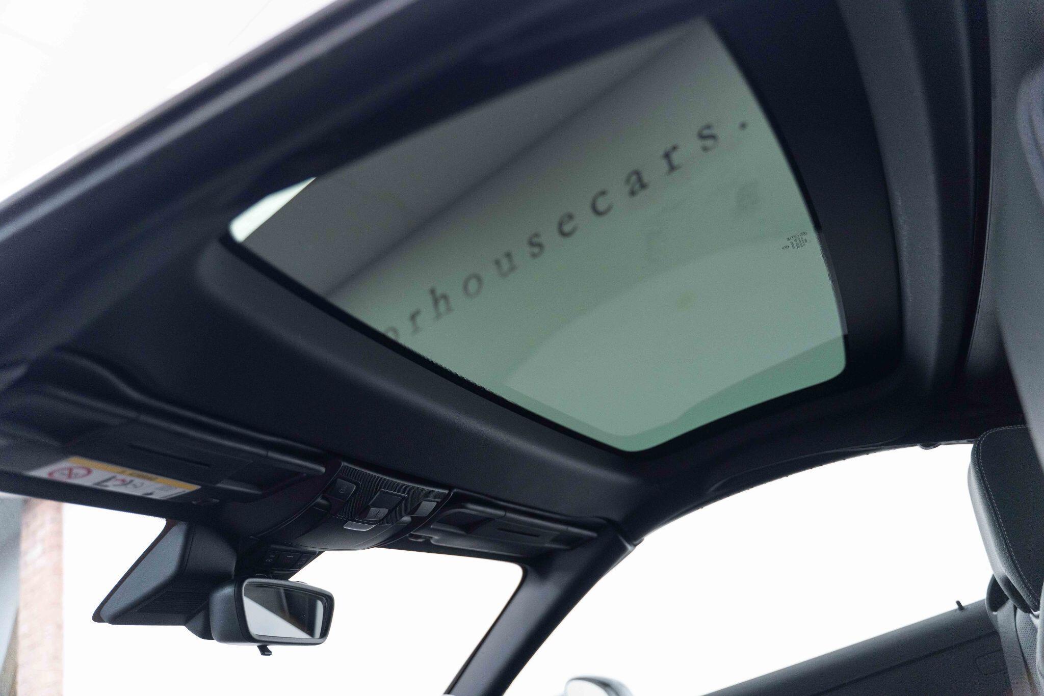 Mercedes SLC - Image 30