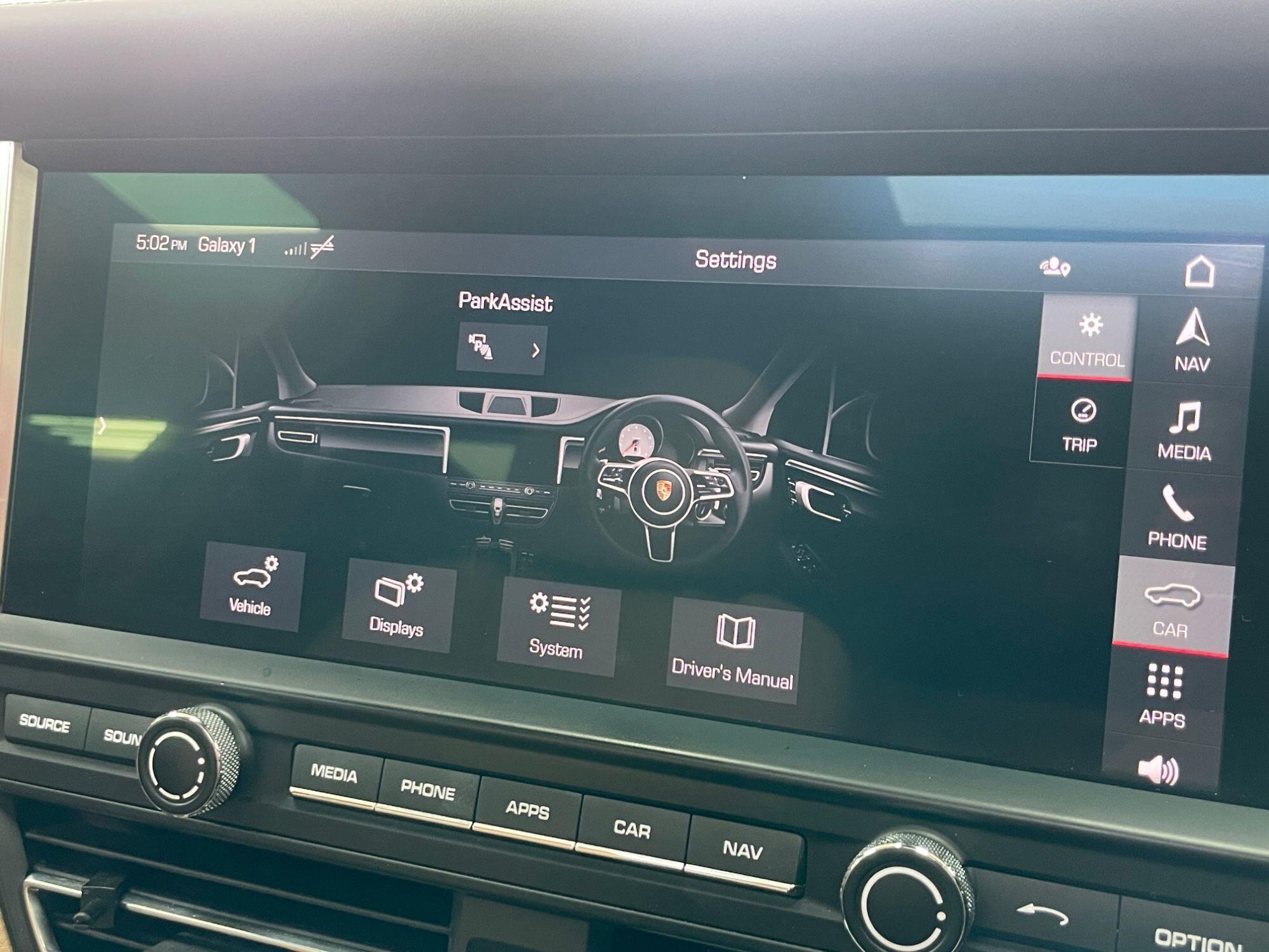 Porsche Macan - Image 47