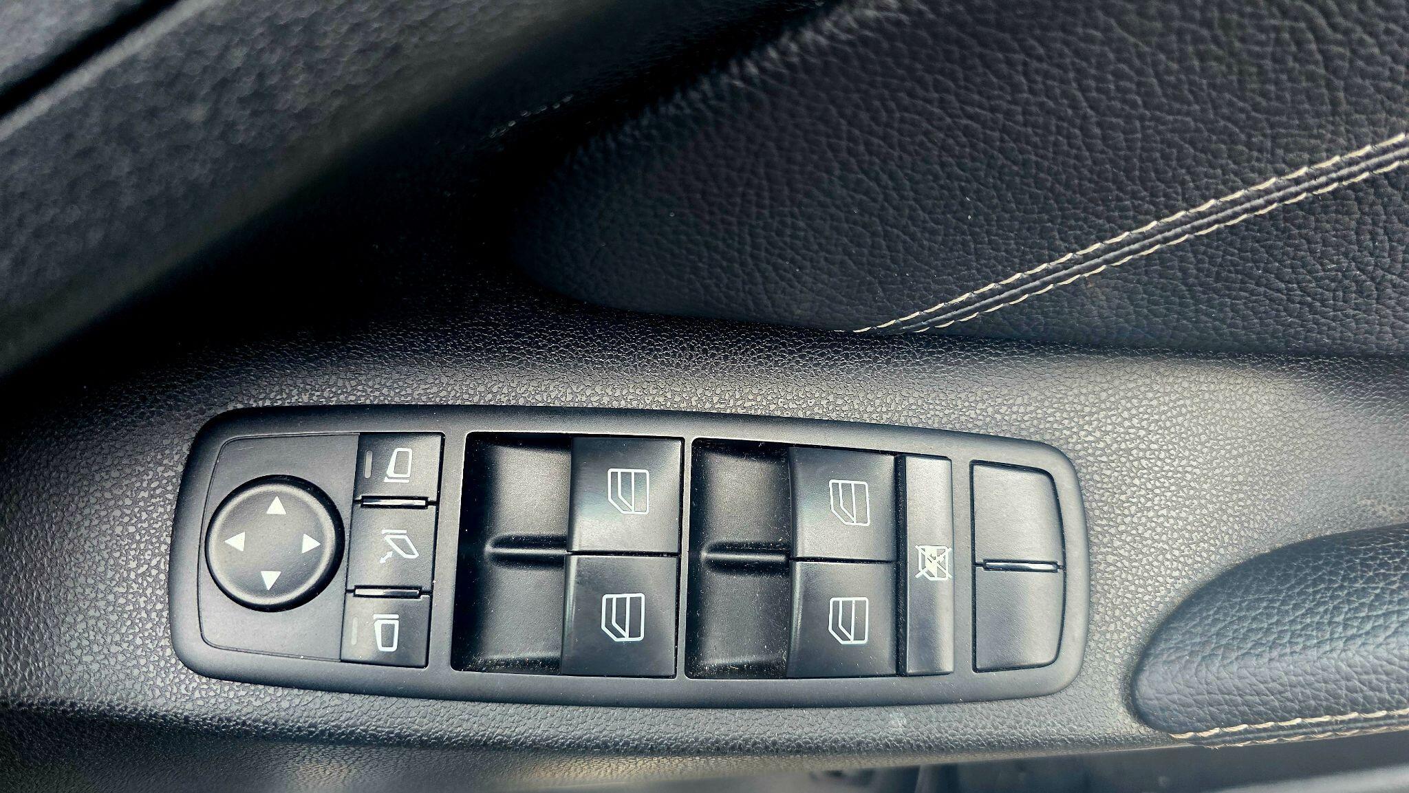 Mercedes M Class - Image 25