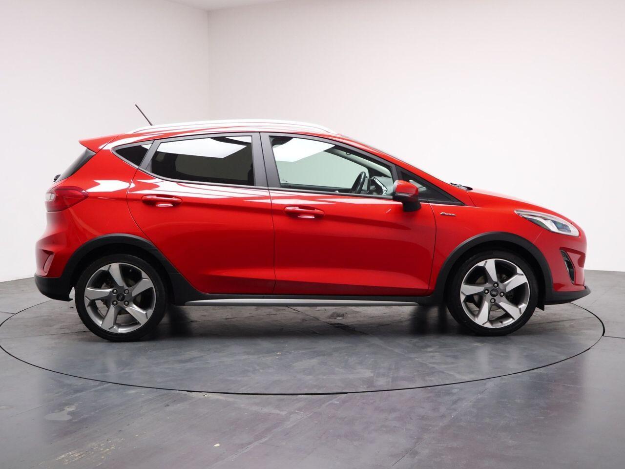 Ford Fiesta - Image 14