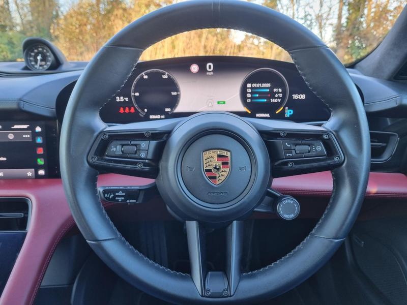 Porsche Taycan - Image 6