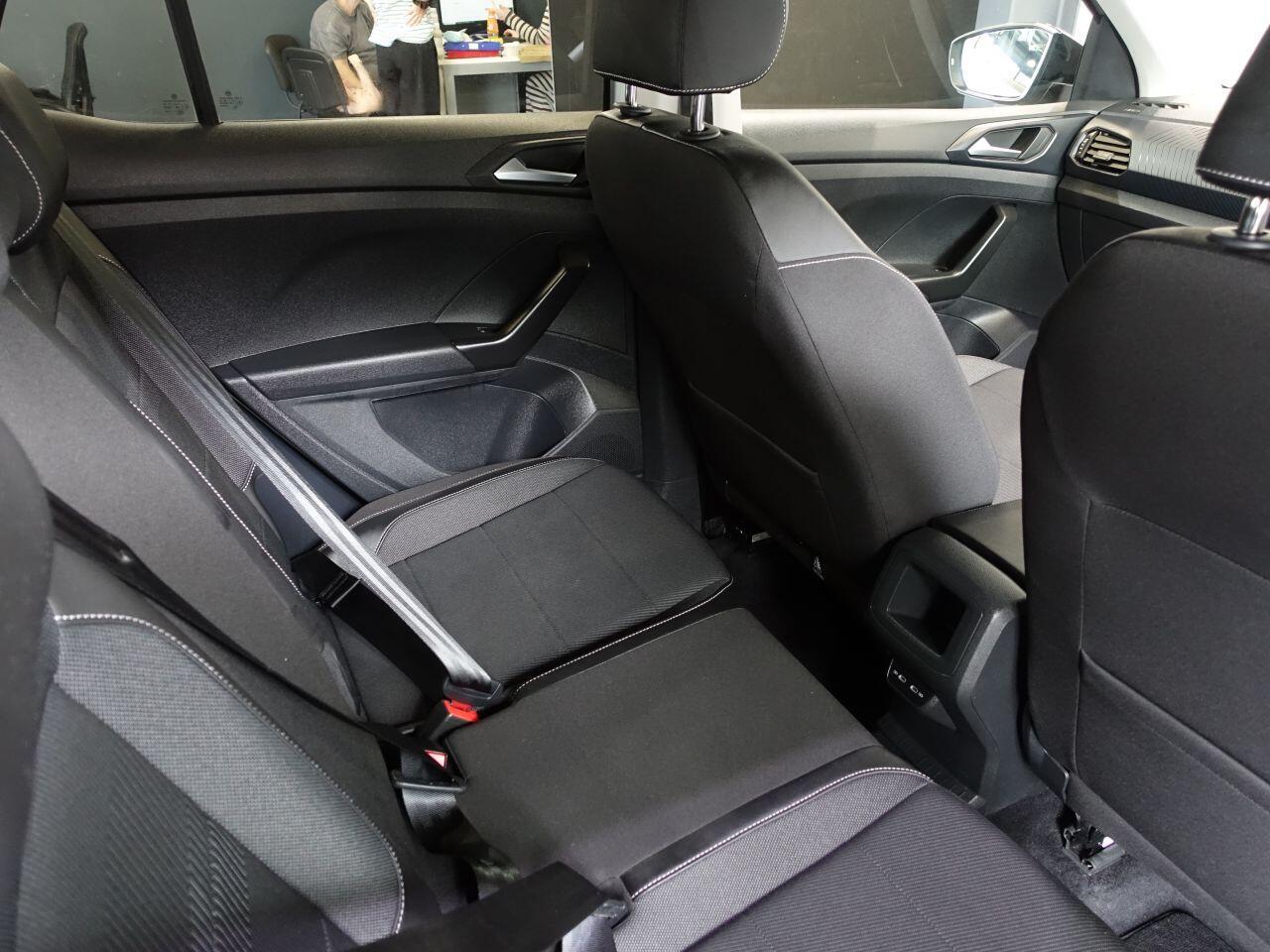 Volkswagen T-Cross - Image 15
