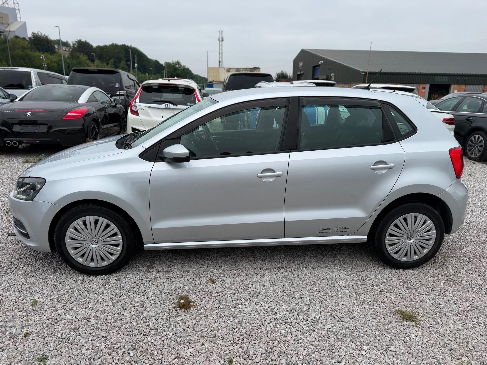 Volkswagen Polo - Image 4
