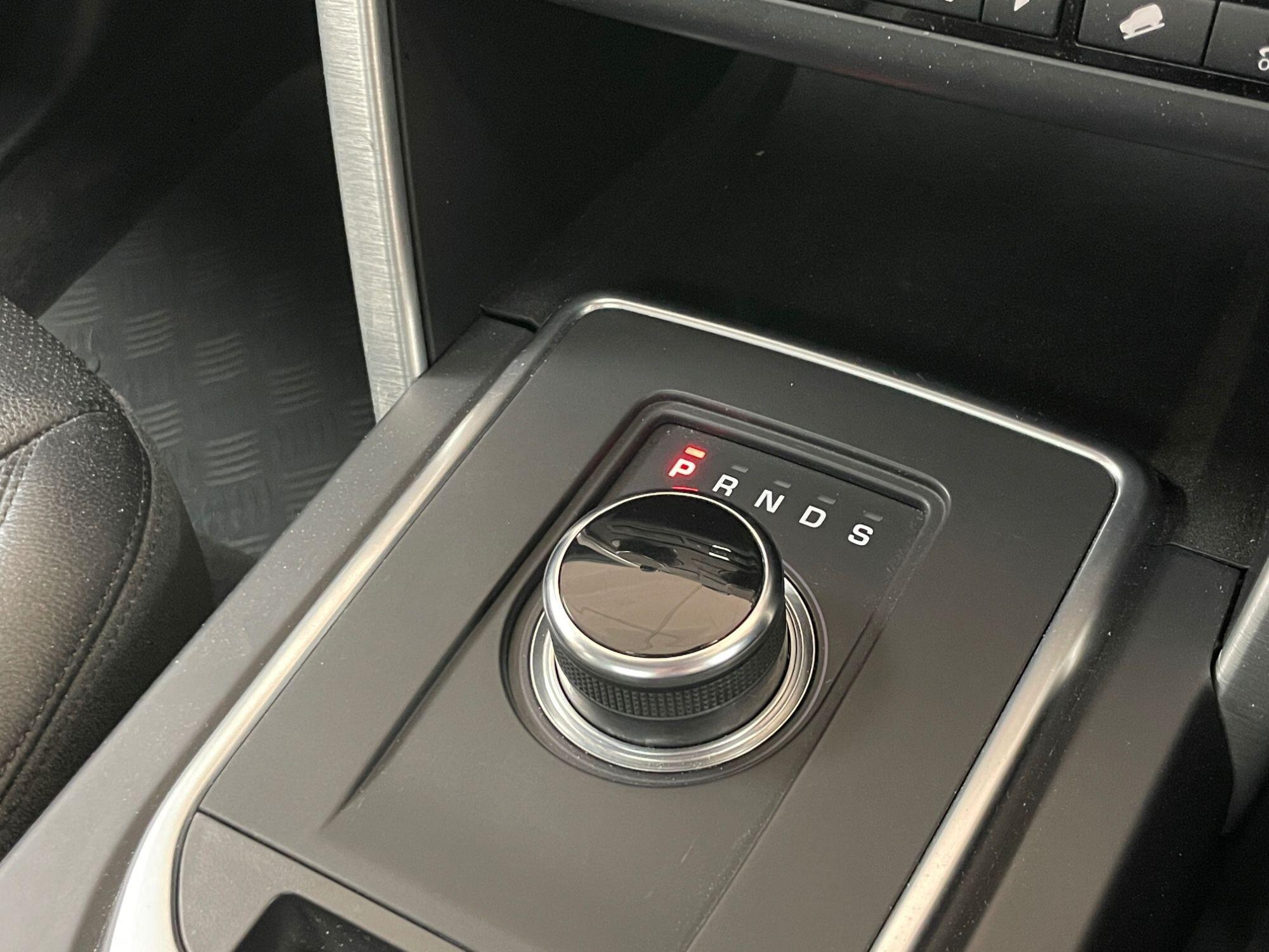 Land Rover DISCOVERY SPORT - Image 23