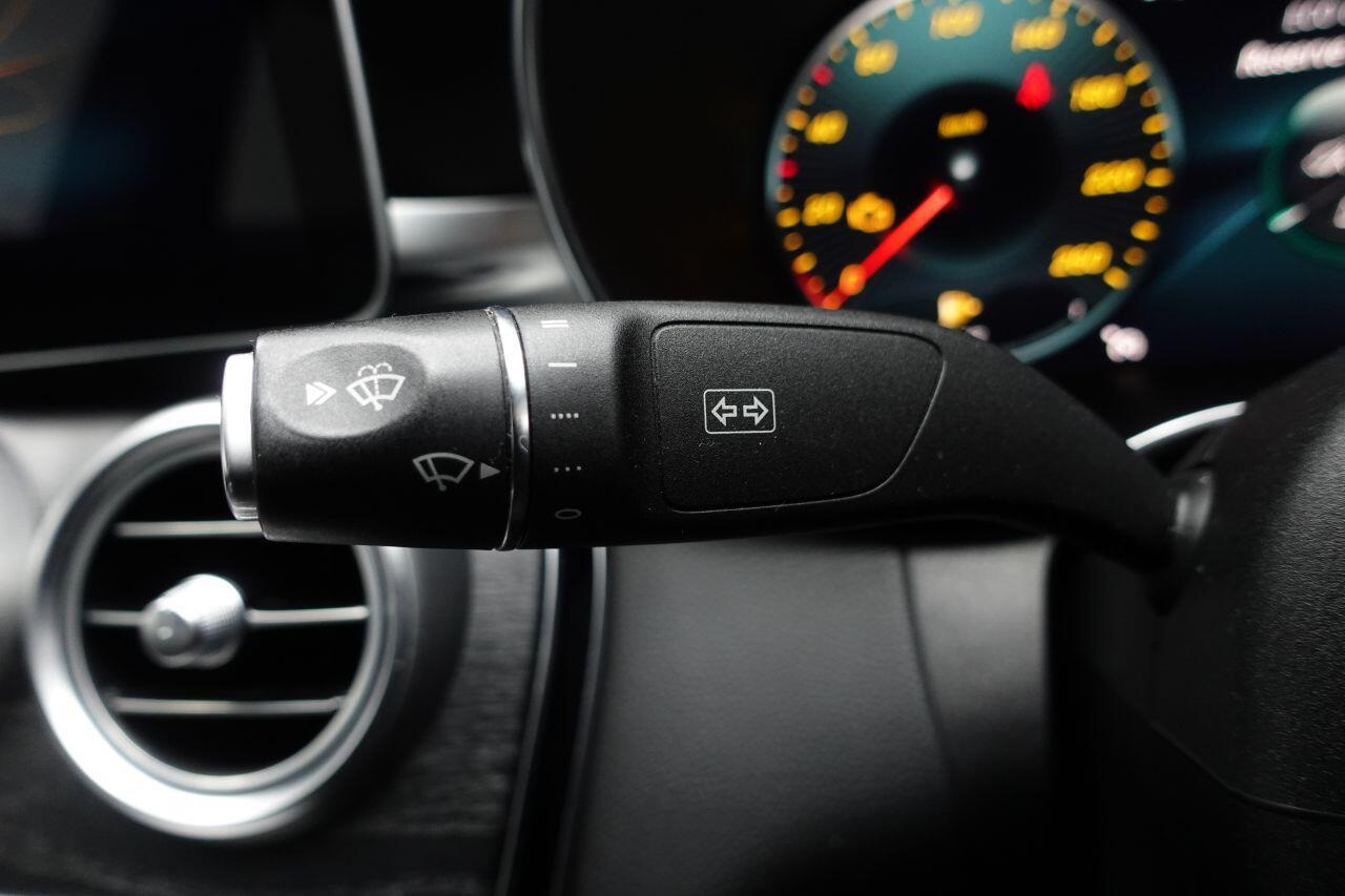 Mercedes C-Class - Image 48