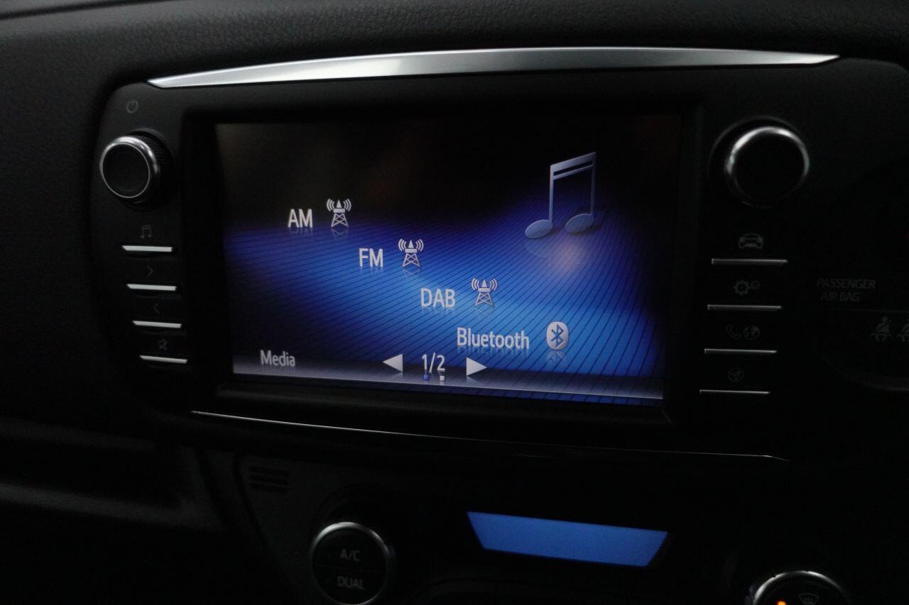 Toyota Yaris - Image 2