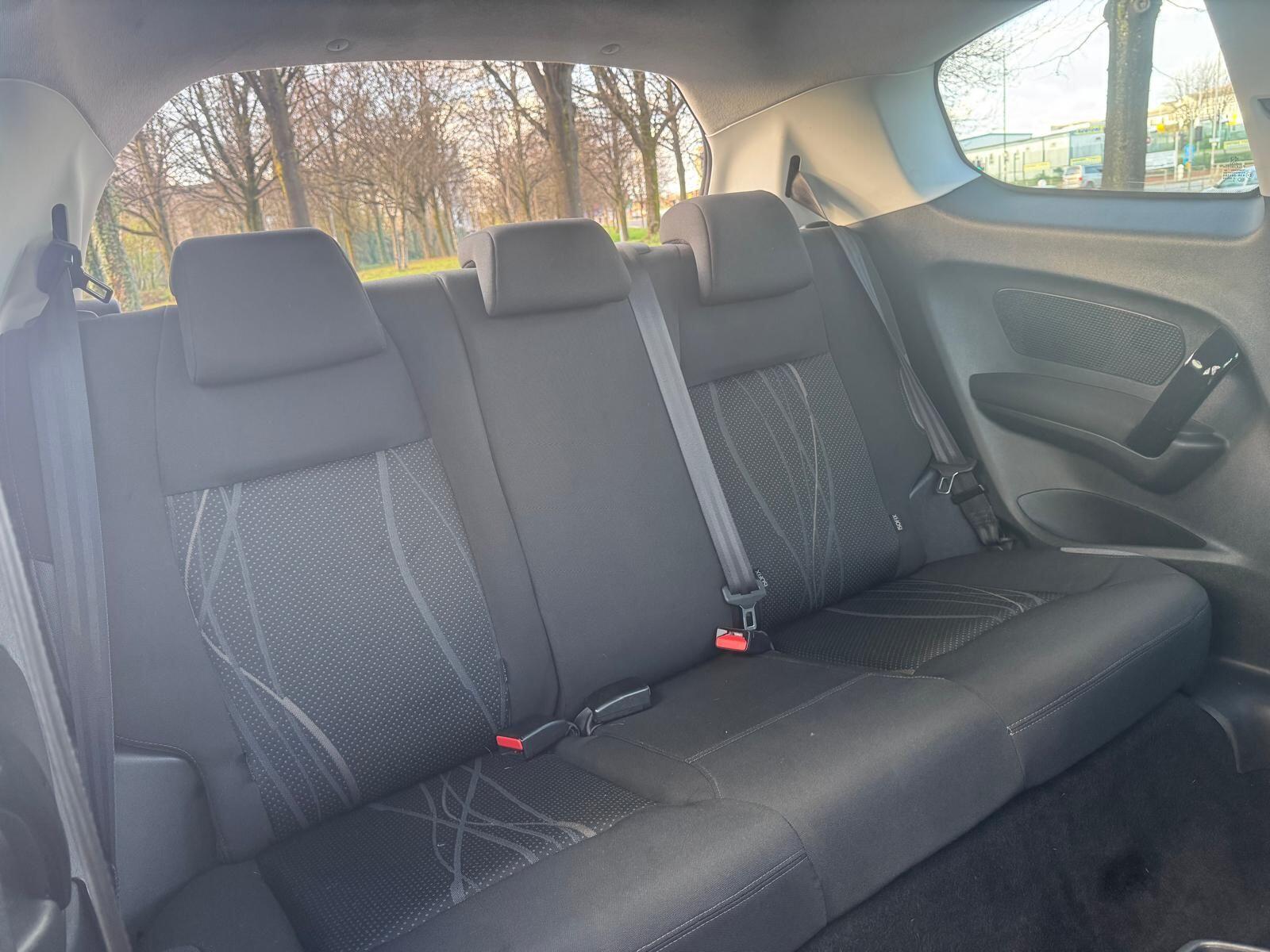 Peugeot 208 - Image 20