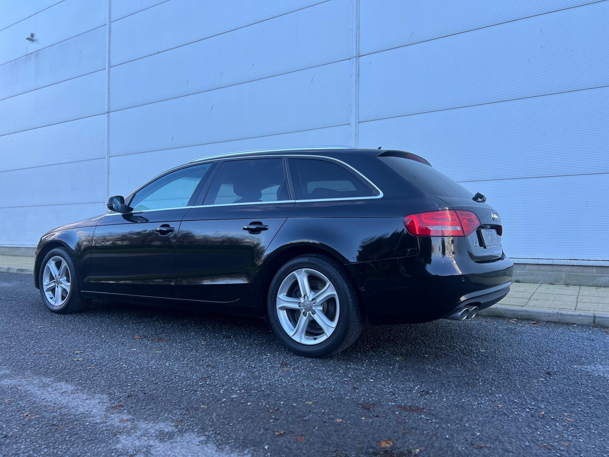 Audi A4 Avant - Image 30