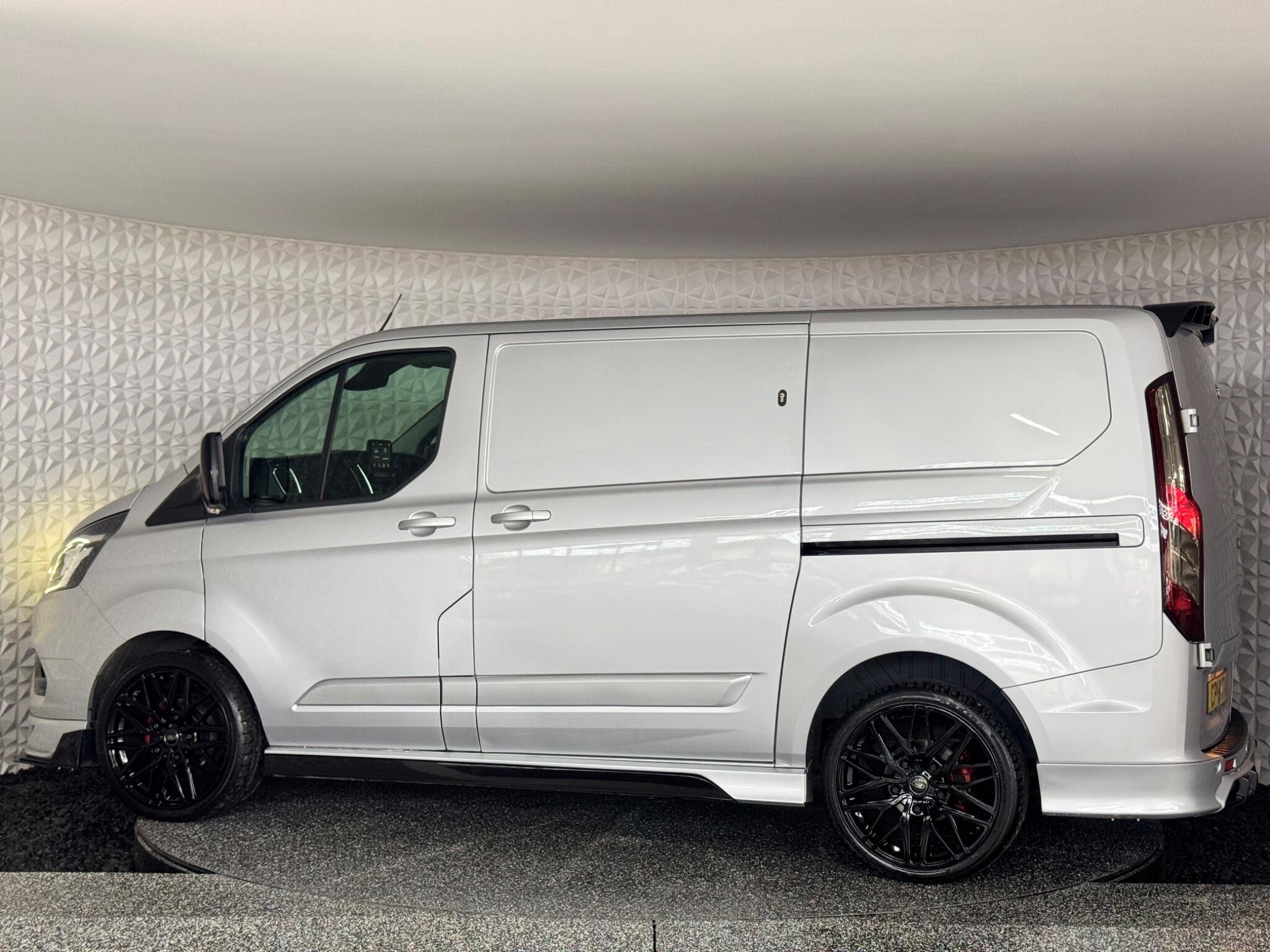 Ford Transit Custom - Image 19