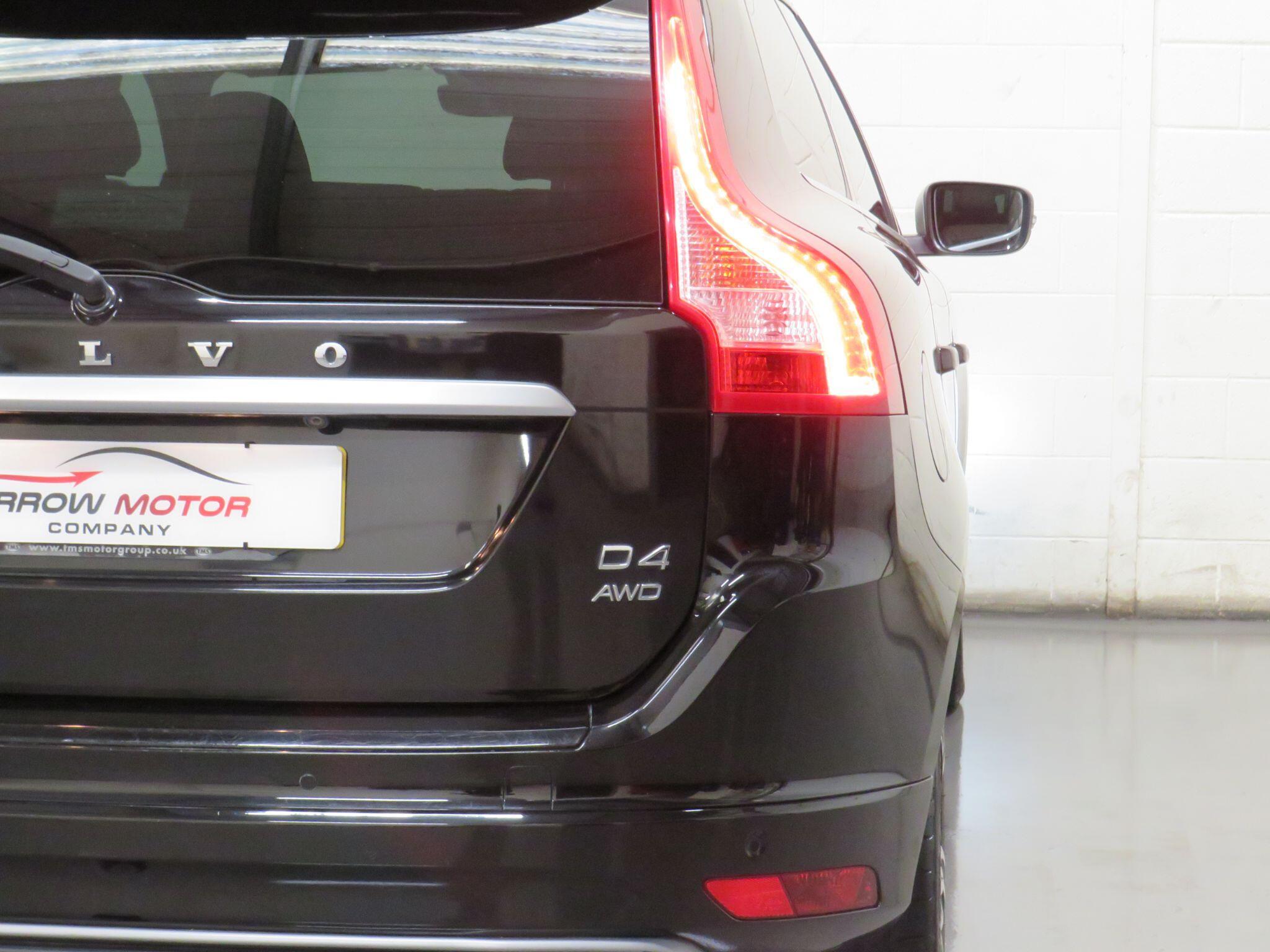 Volvo XC60 - Image 12