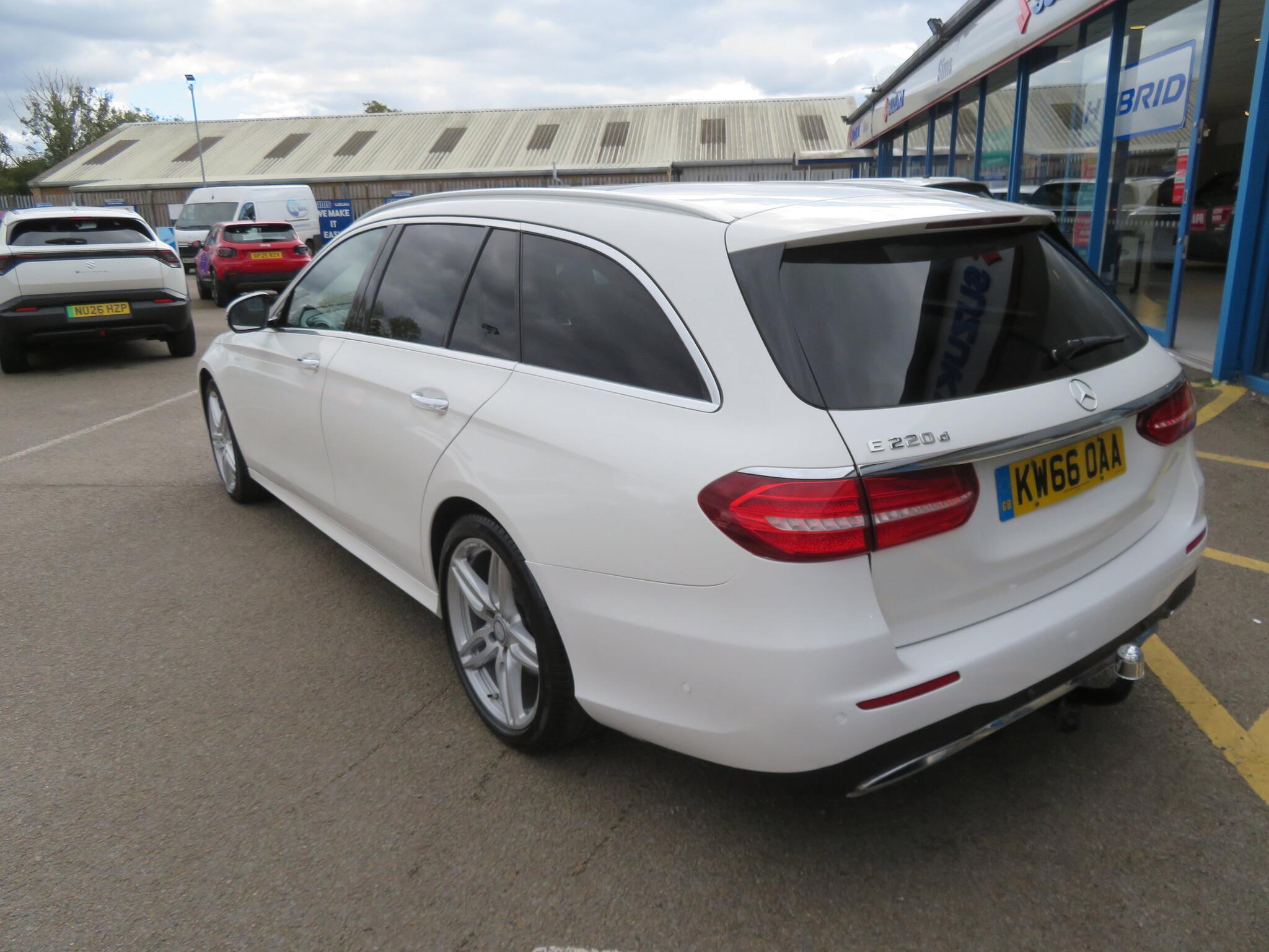 Mercedes E Class - Image 7