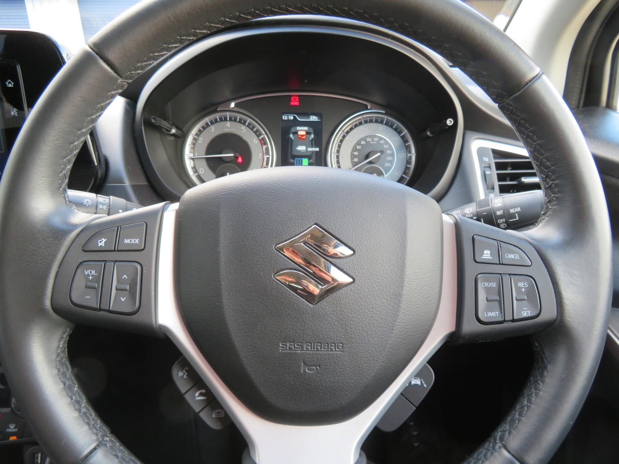 Suzuki S-Cross - Image 16
