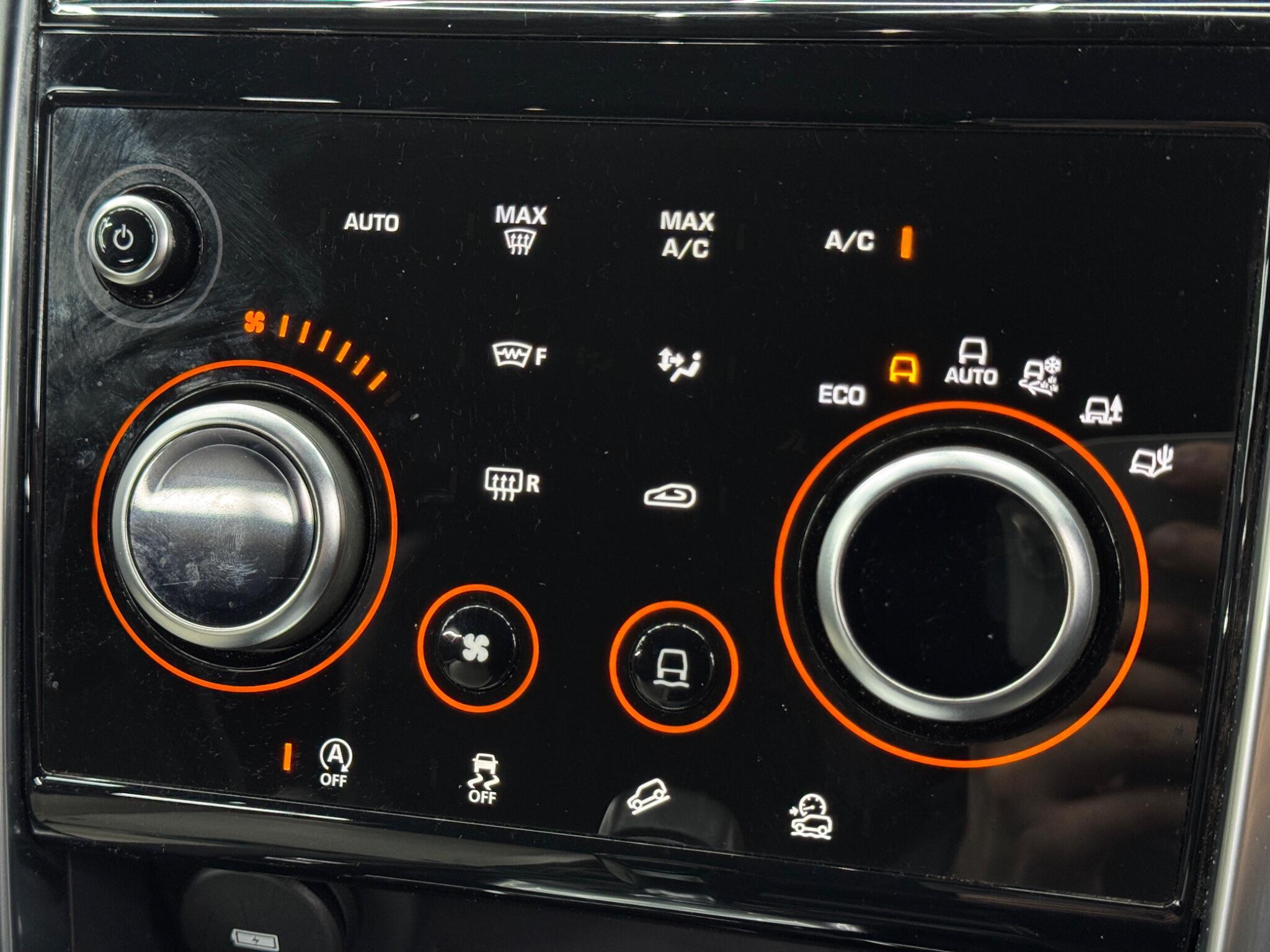 Land Rover DISCOVERY SPORT - Image 42