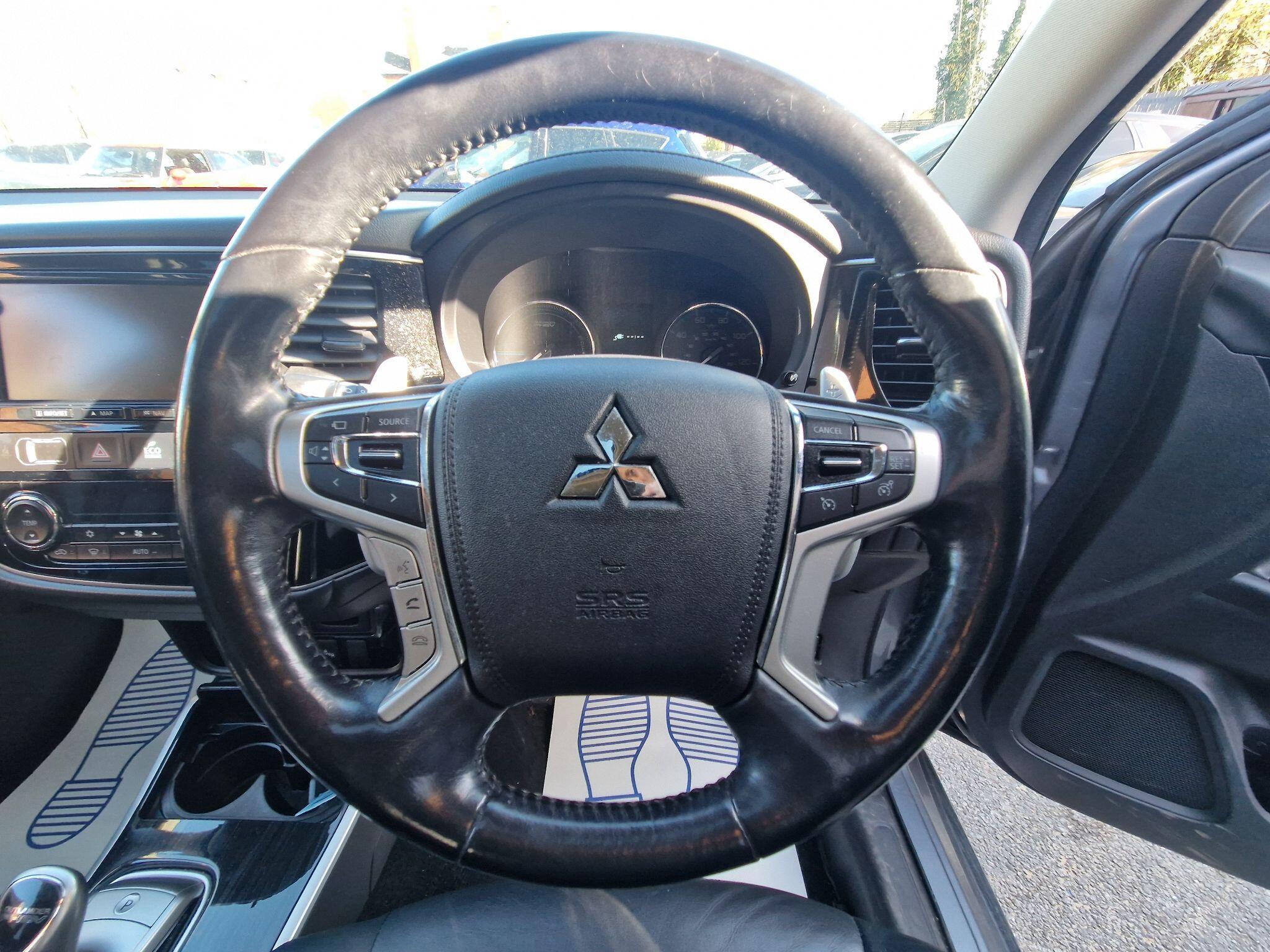 Mitsubishi Outlander - Image 47