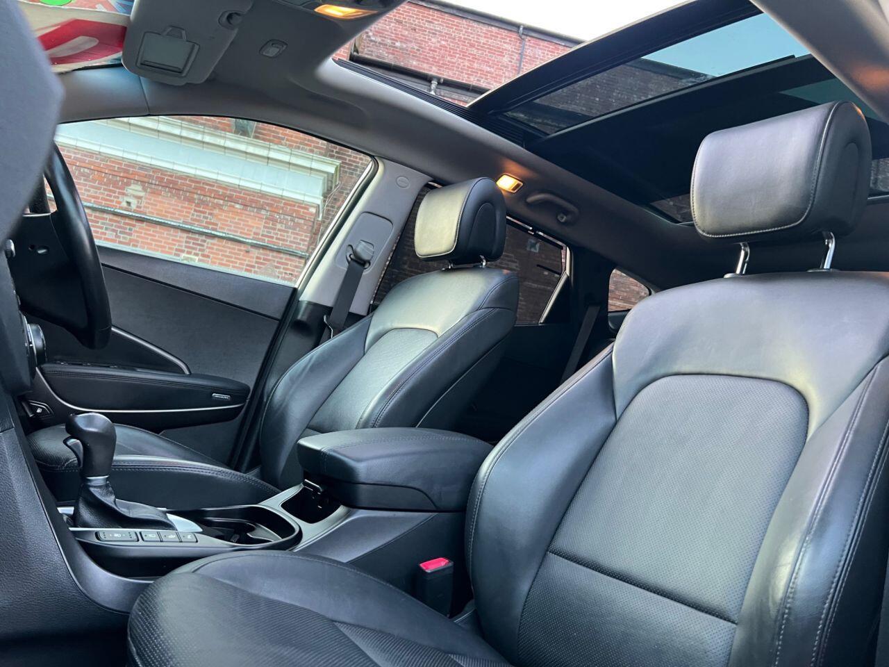 Hyundai Santa Fe - Image 17