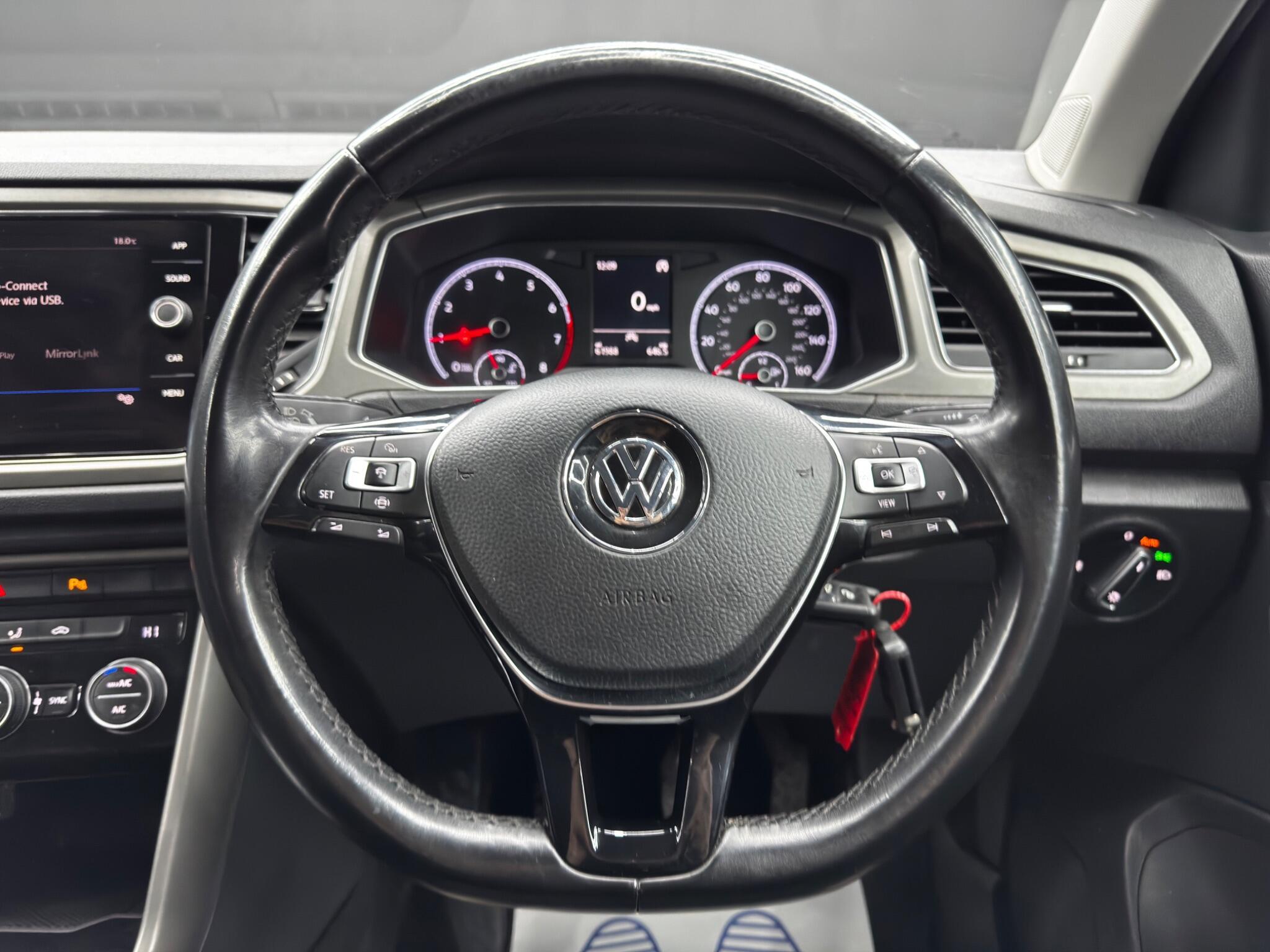 Volkswagen T-Roc - Image 19