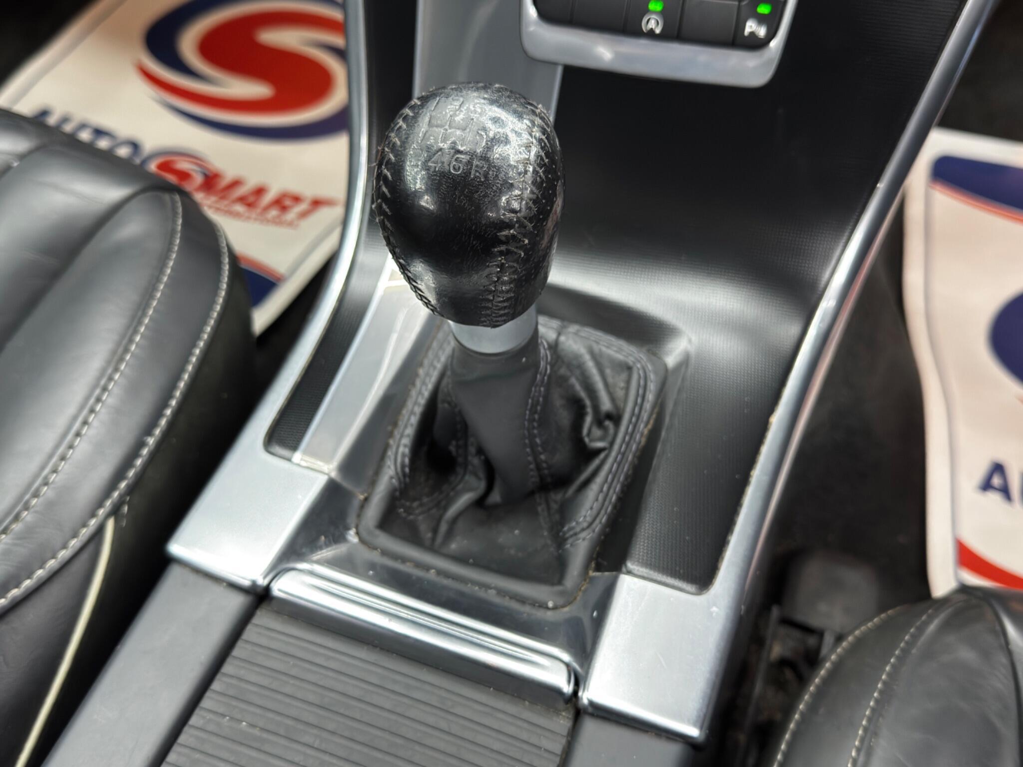 Volvo XC60 - Image 25