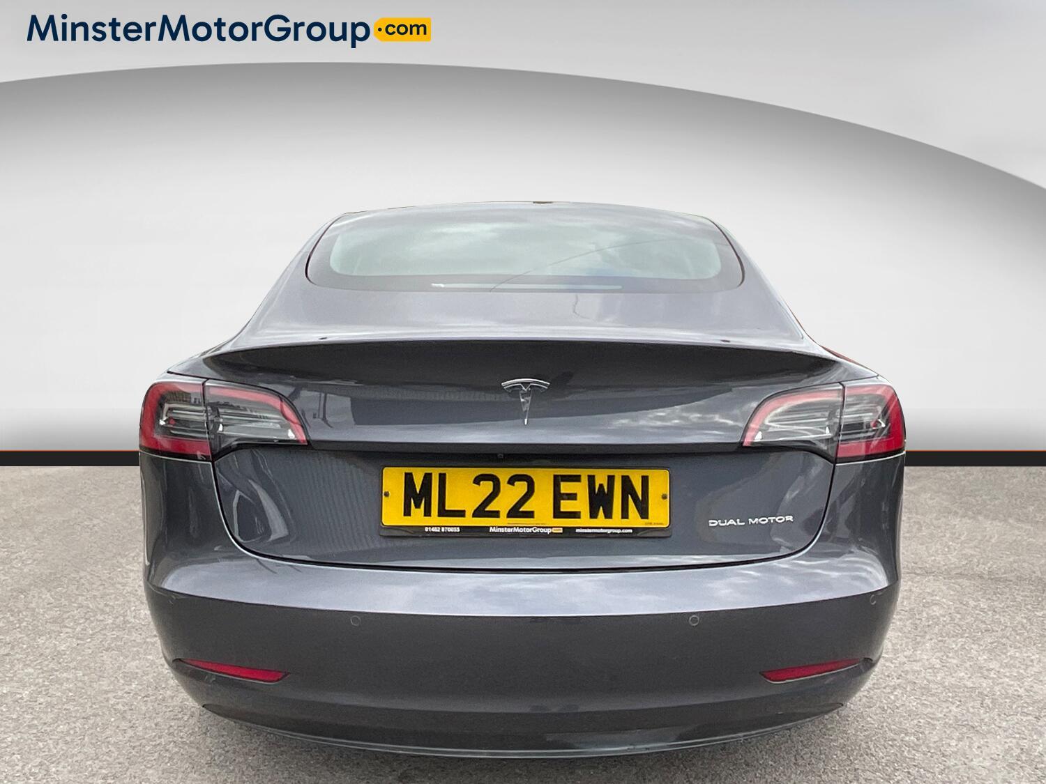 Tesla Model 3 - Image 3