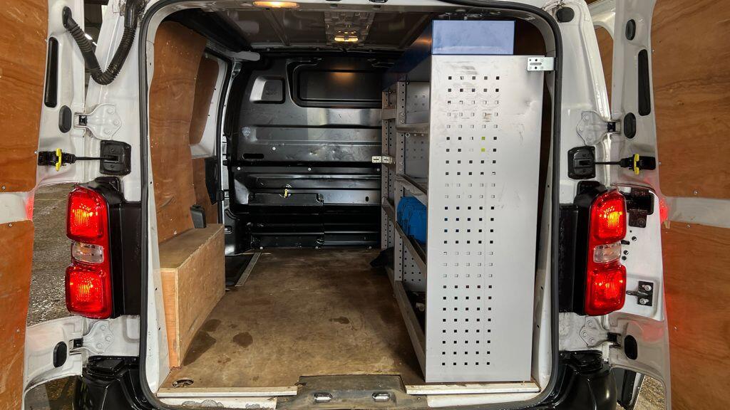 Citroen Dispatch - Image 2