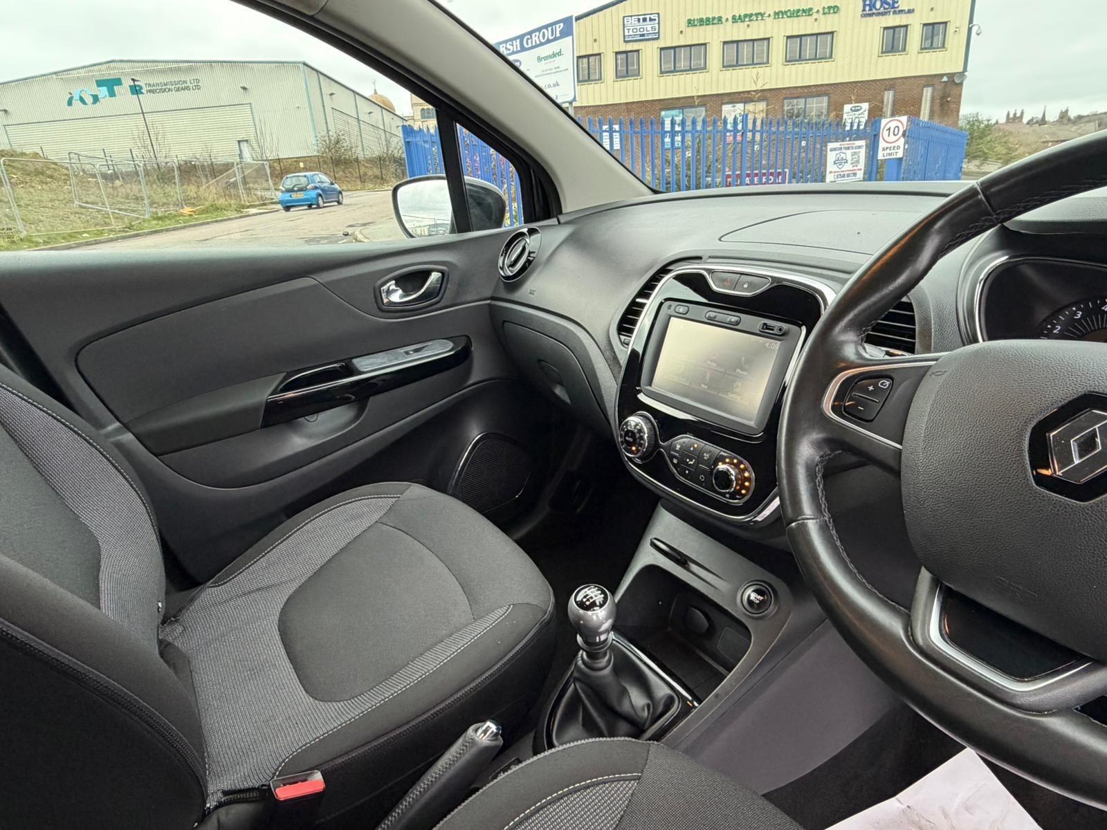 Renault Captur - Image 16