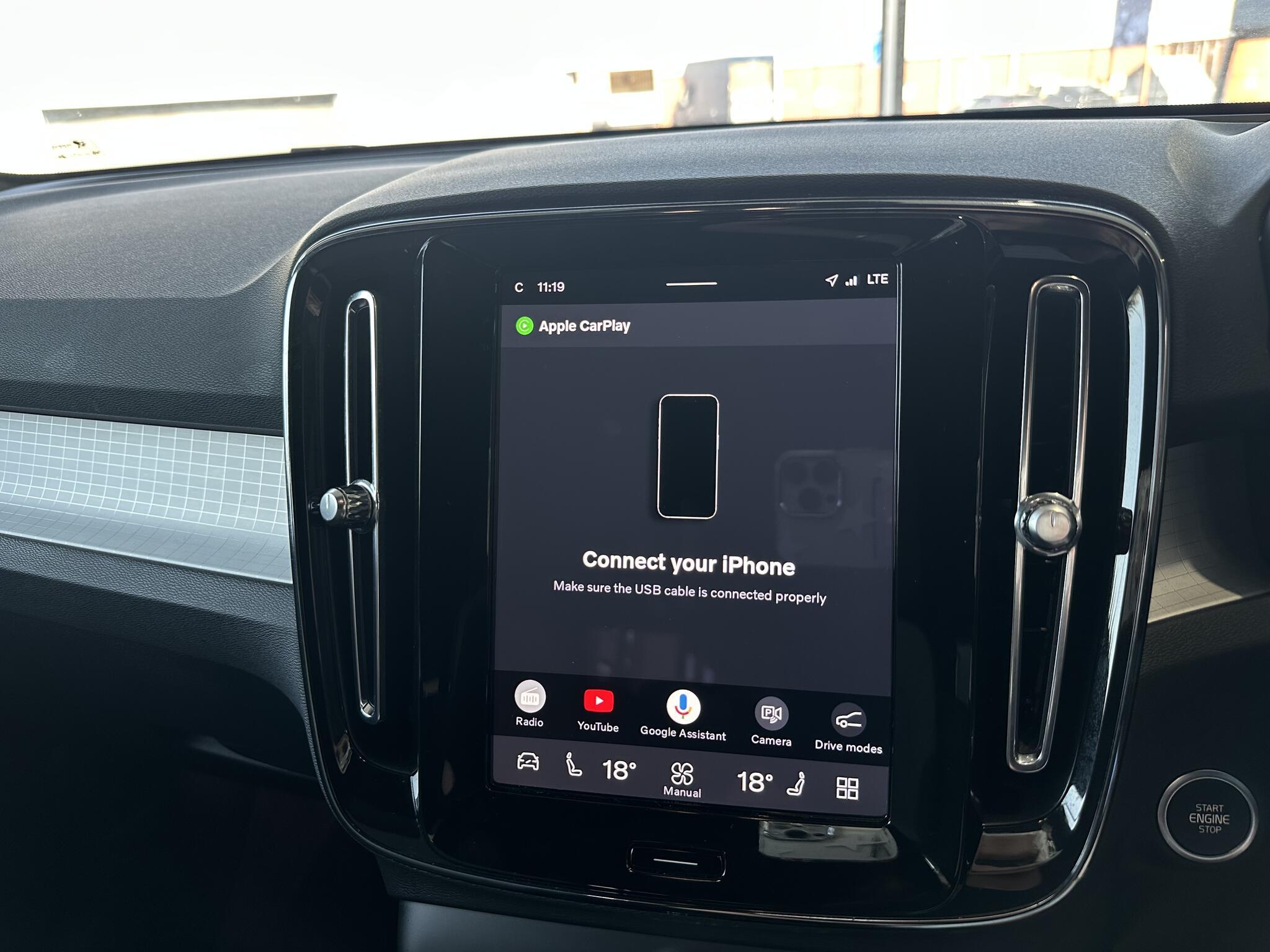 Volvo XC40 - Image 5