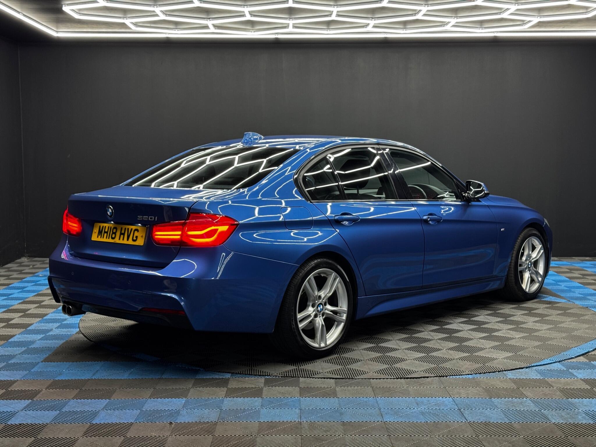 BMW 3 Series - Image 5