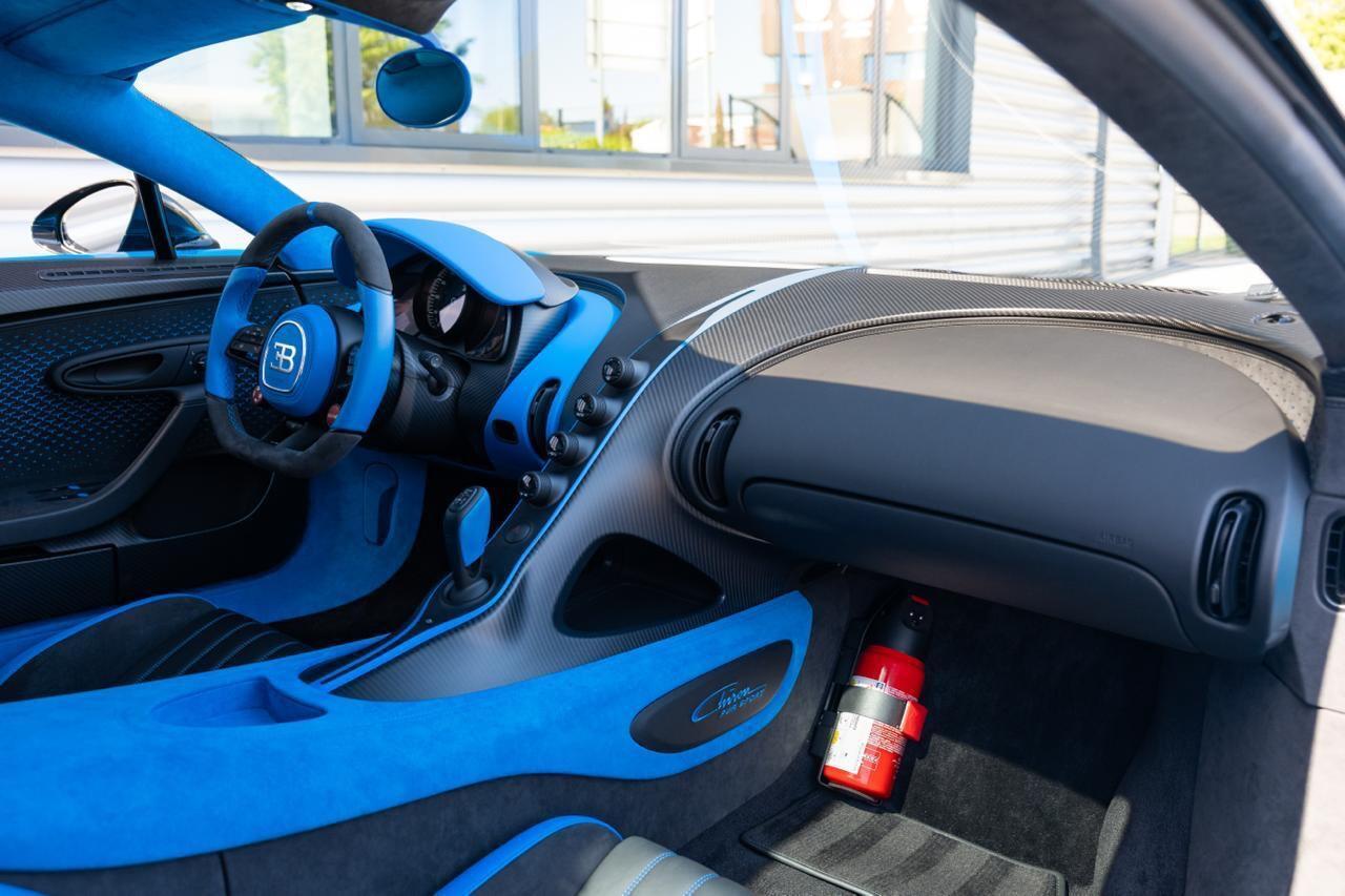 Bugatti Chiron - Image 12