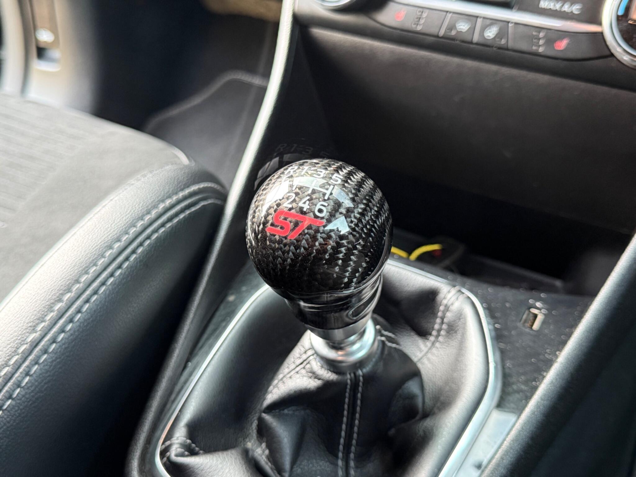 Ford Fiesta - Image 13