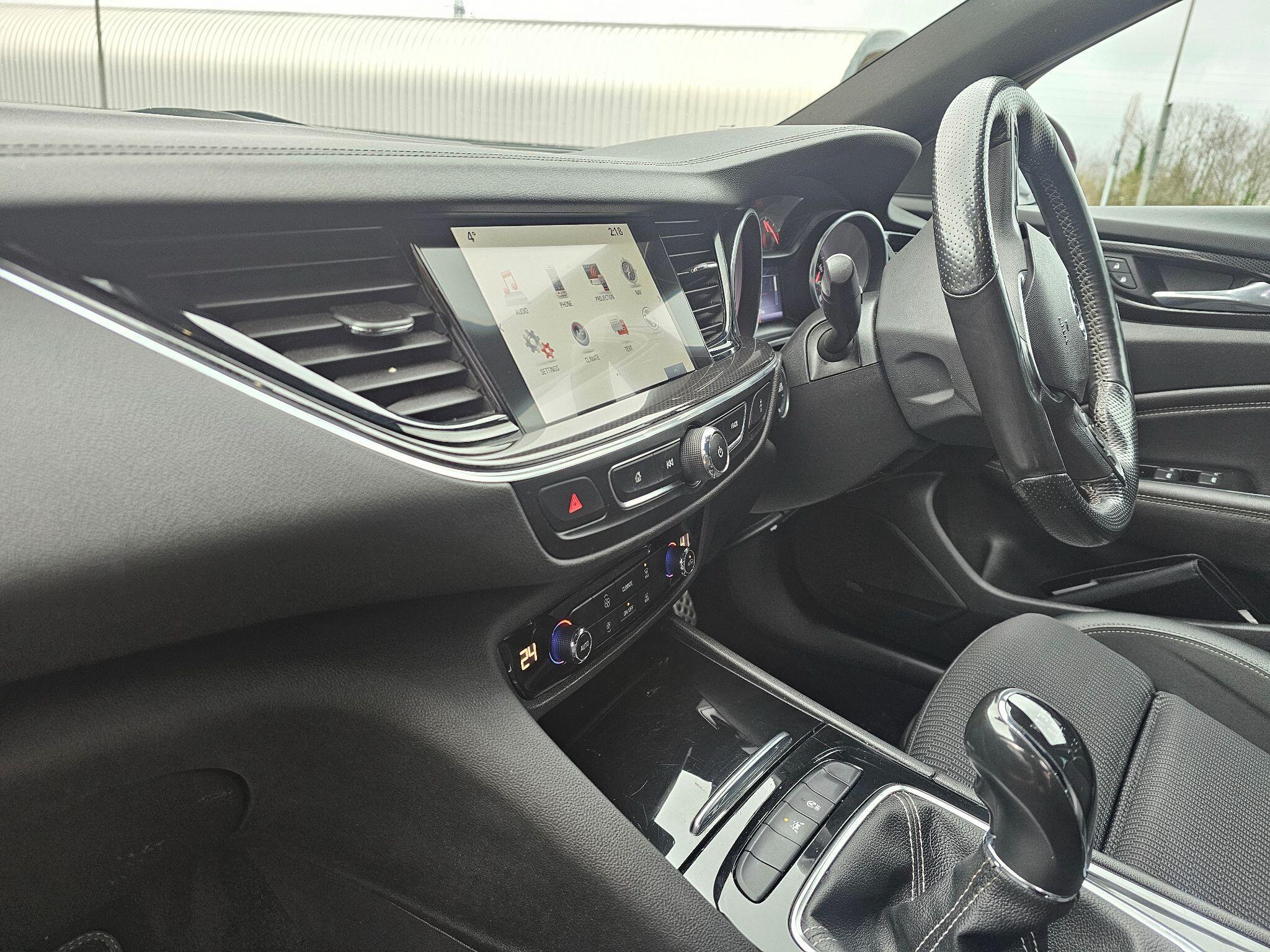 Vauxhall Insignia - Image 21