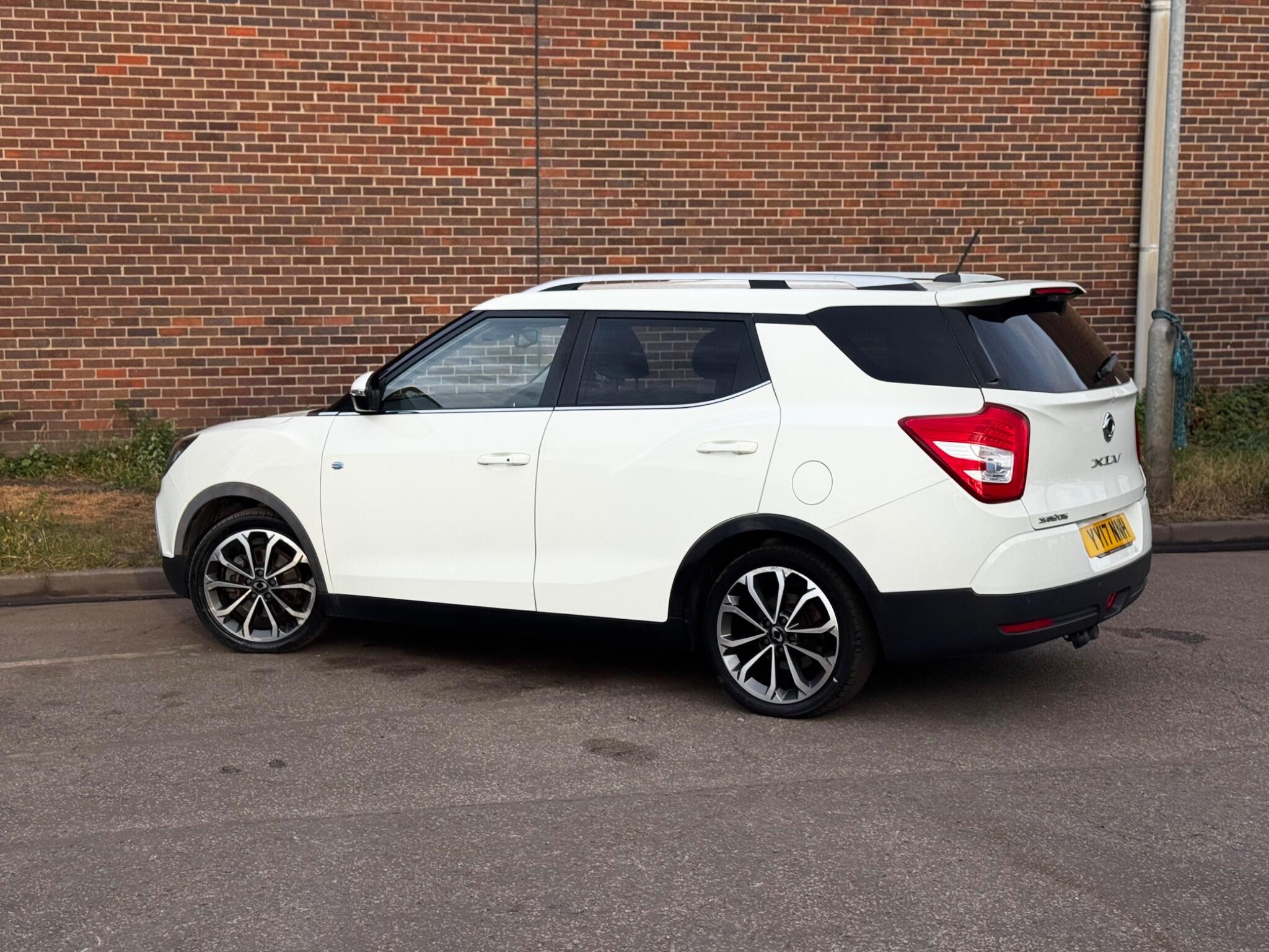 Ssangyong Tivoli XLV - Image 14