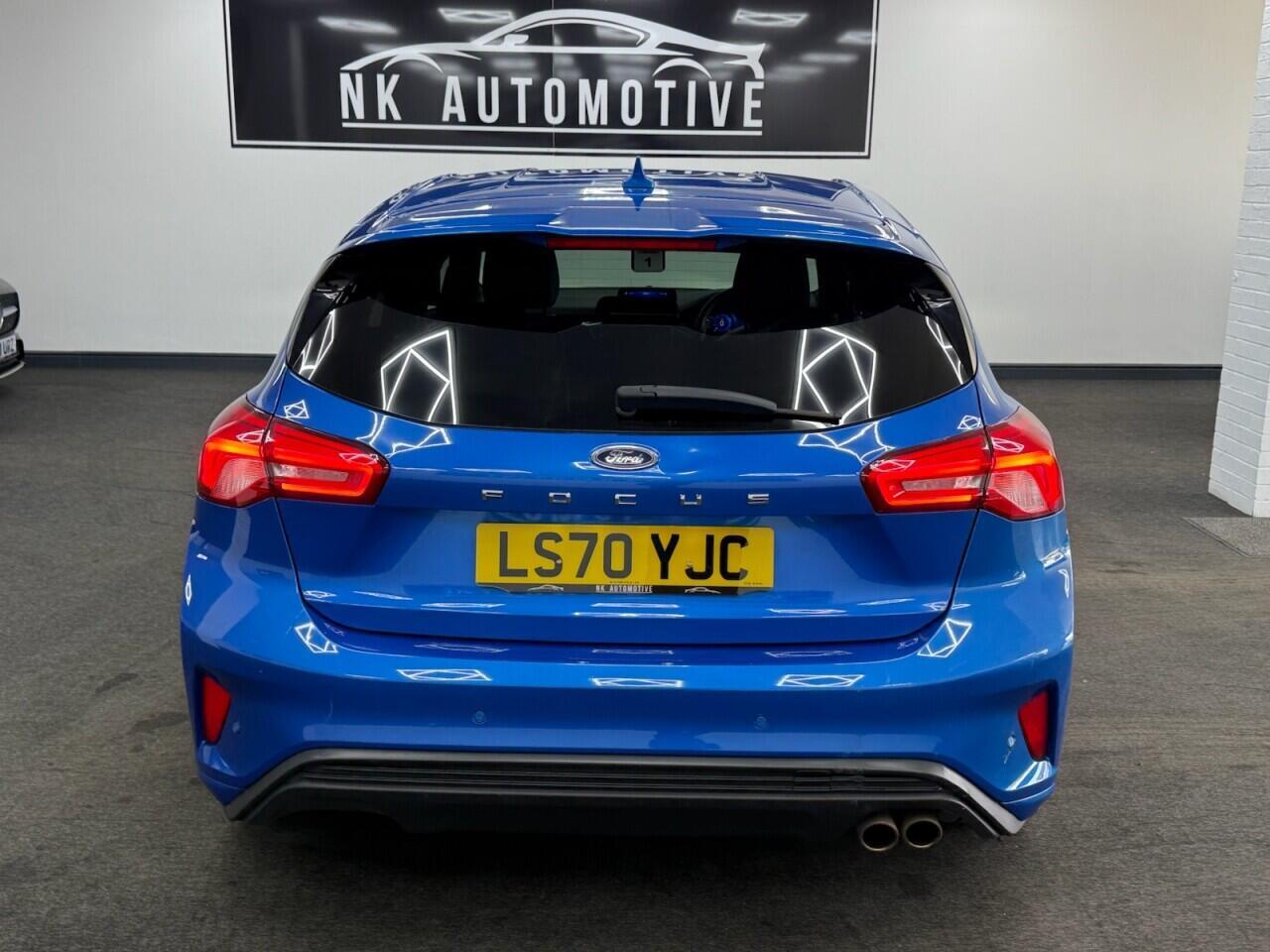 Ford Focus - Image 7