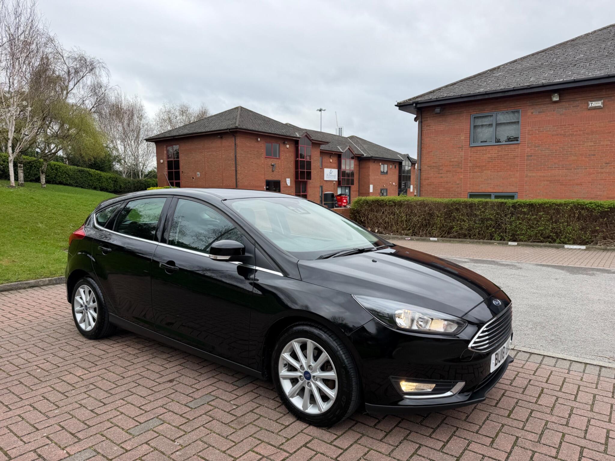 Ford Focus - Image 4