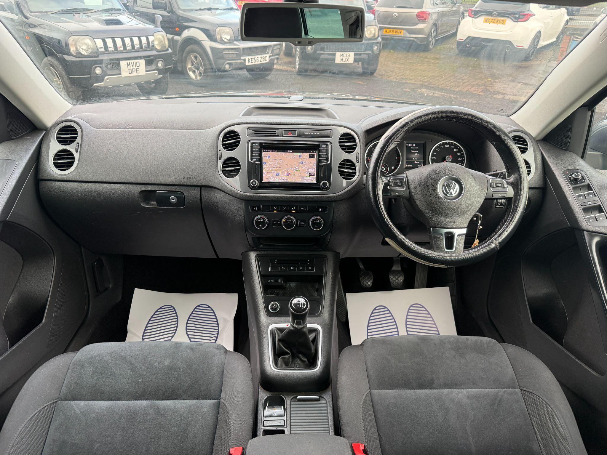 Volkswagen Tiguan - Image 3