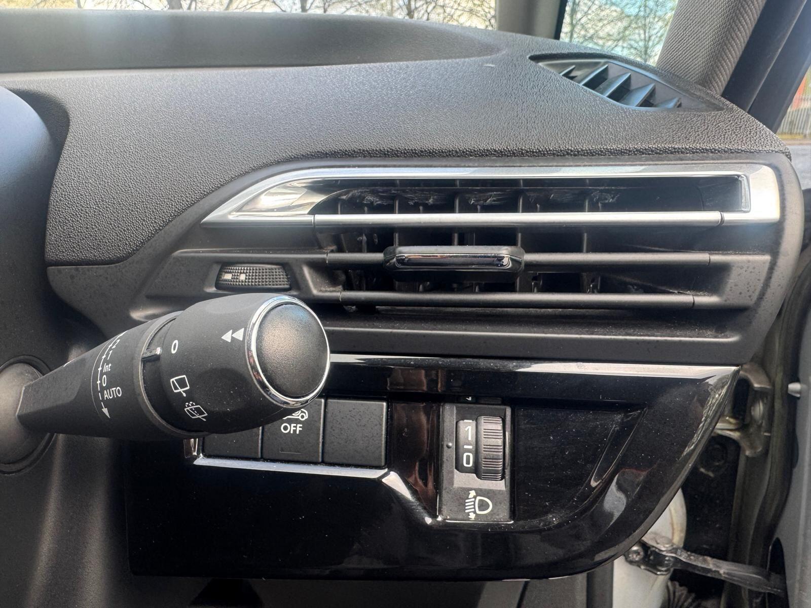 Citroen Grand C4 Picasso - Image 14