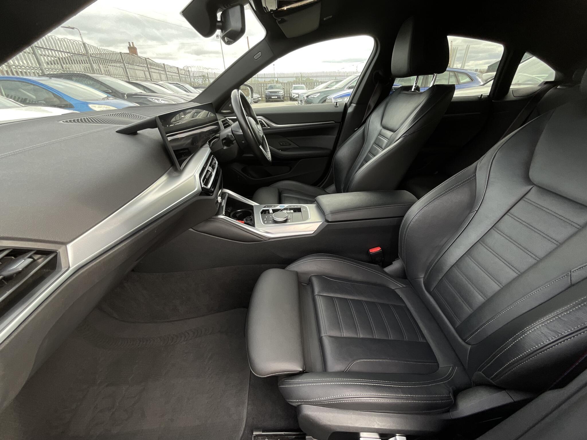 BMW I4 - Image 18