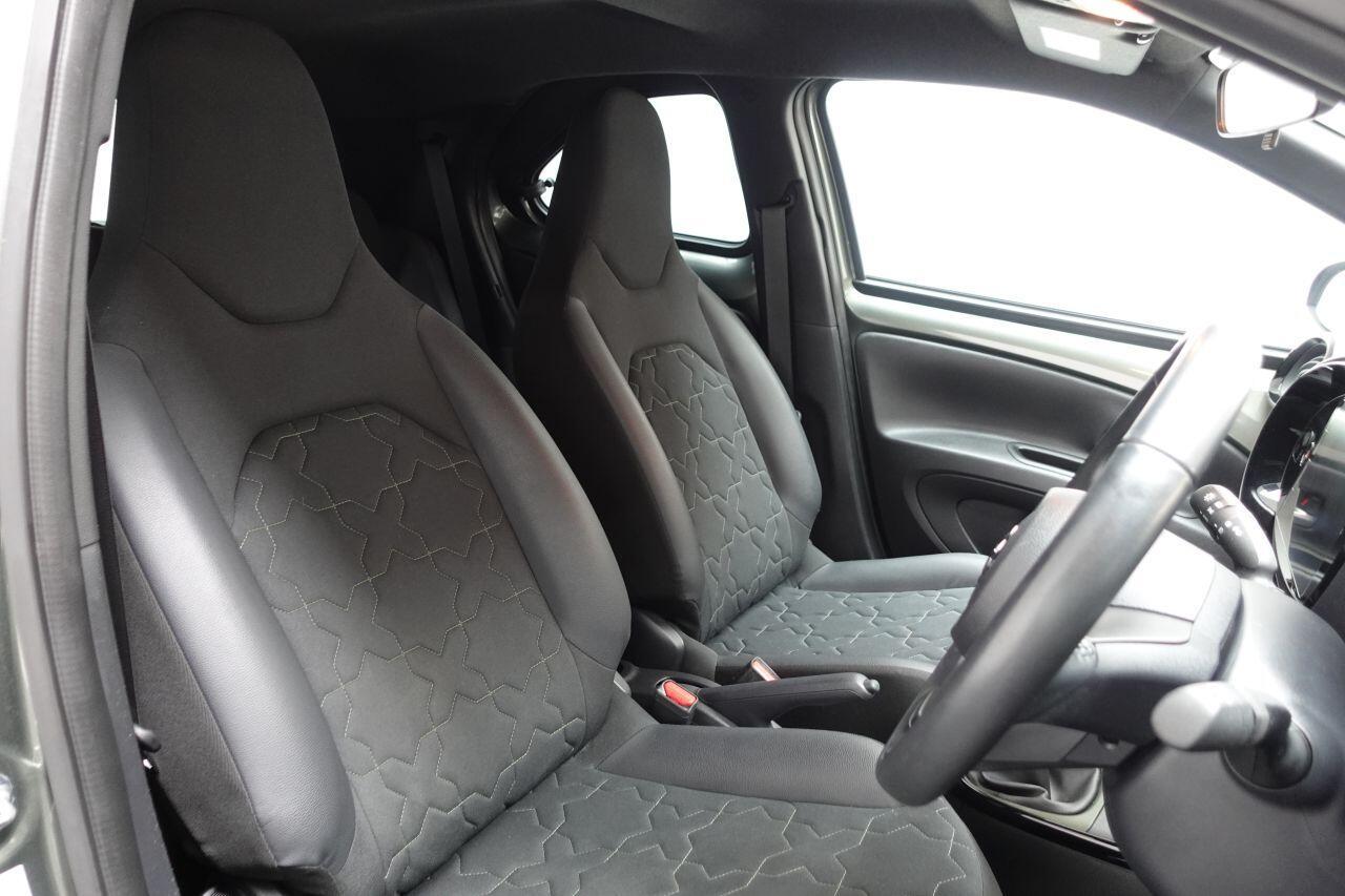 Toyota Aygo X - Image 3