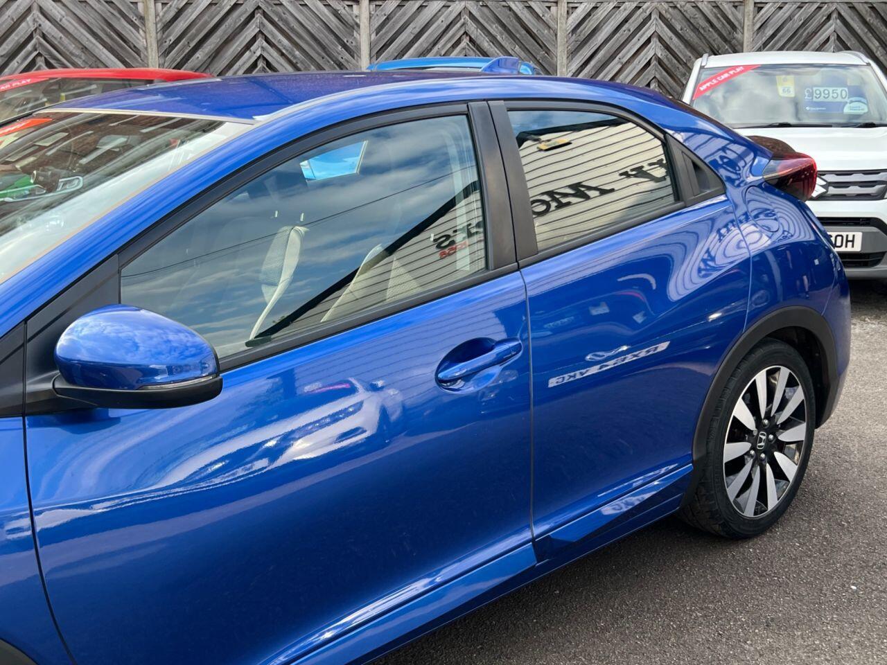 Honda Civic - Image 13