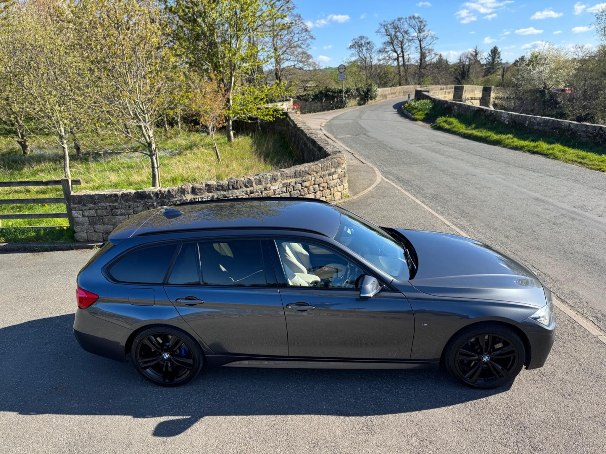 BMW 3 Series - Image 14