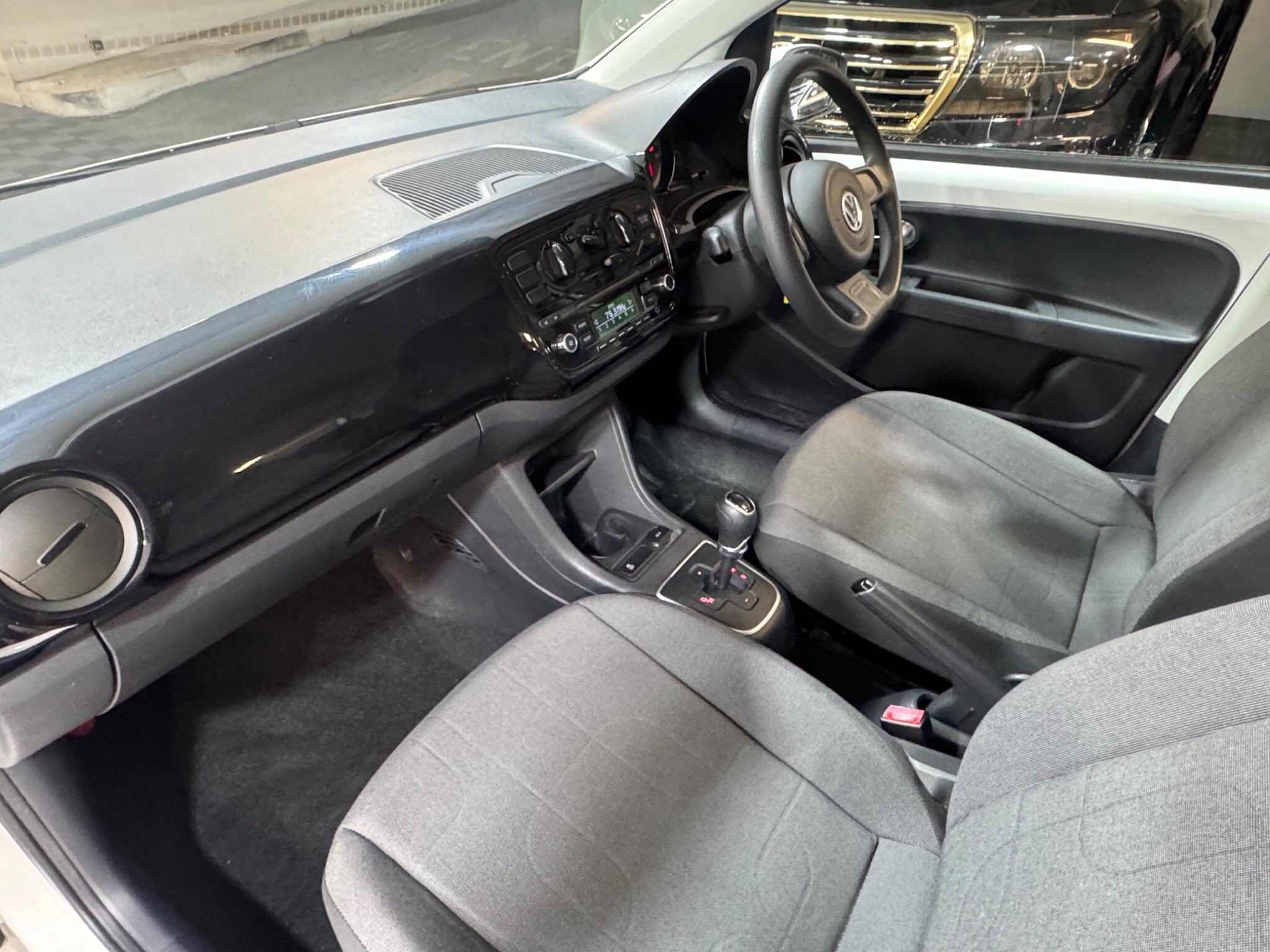 Volkswagen up! - Image 10