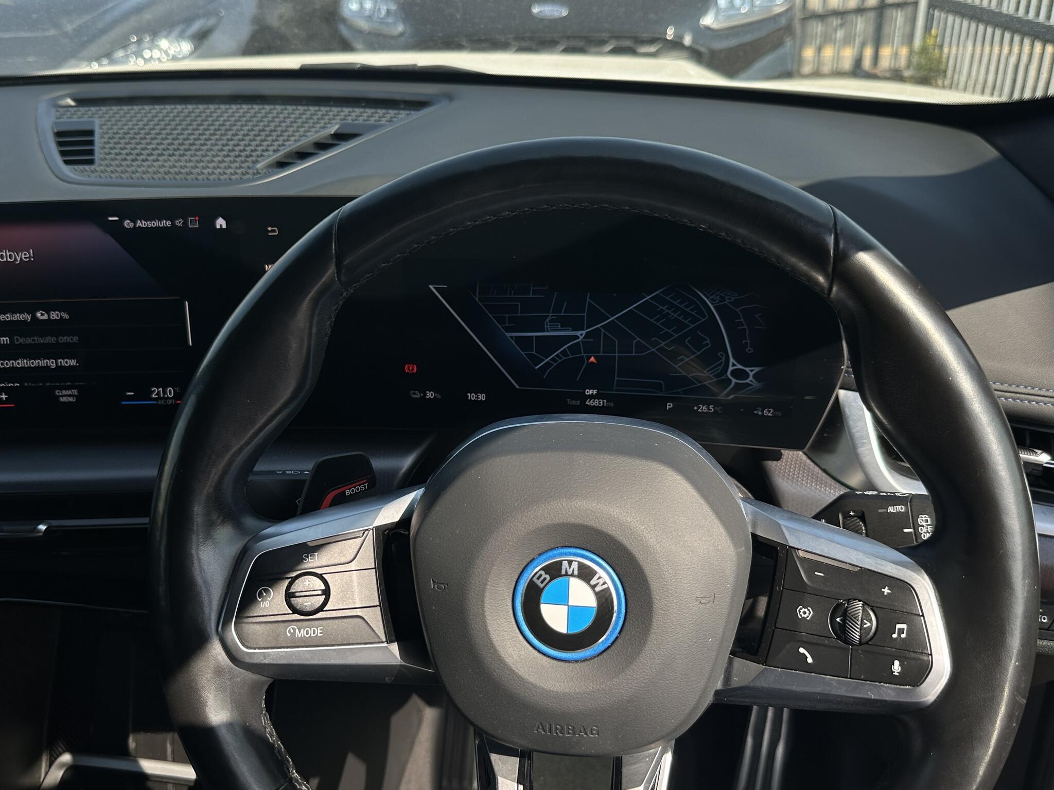 BMW iX1 - Image 6