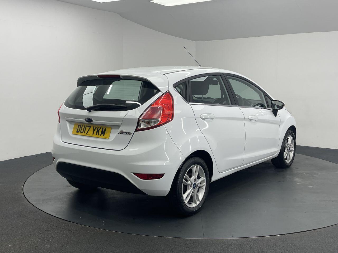 Ford Fiesta - Image 11