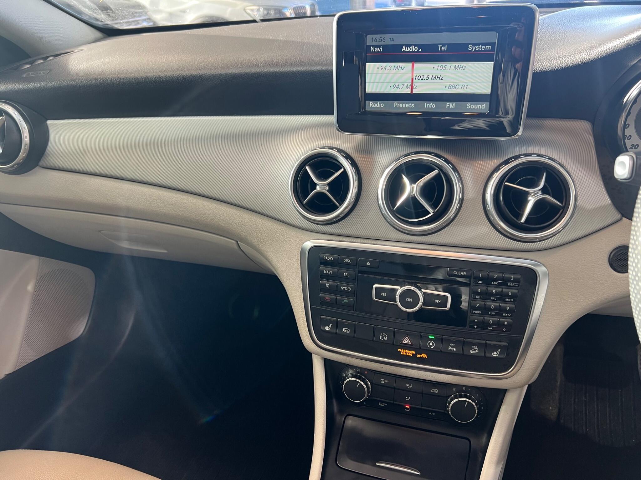 Mercedes GLA - Image 21