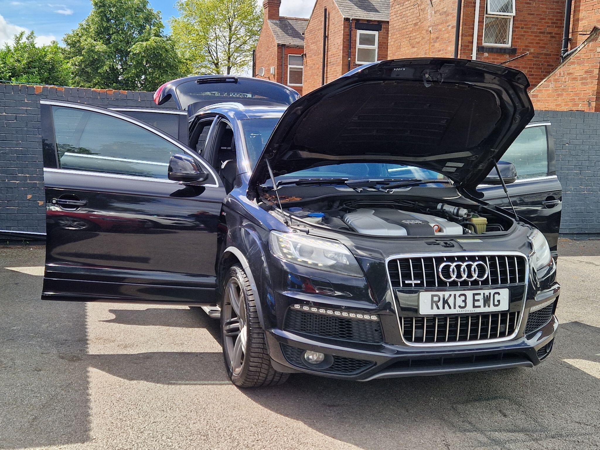 Audi Q7 - Image 12