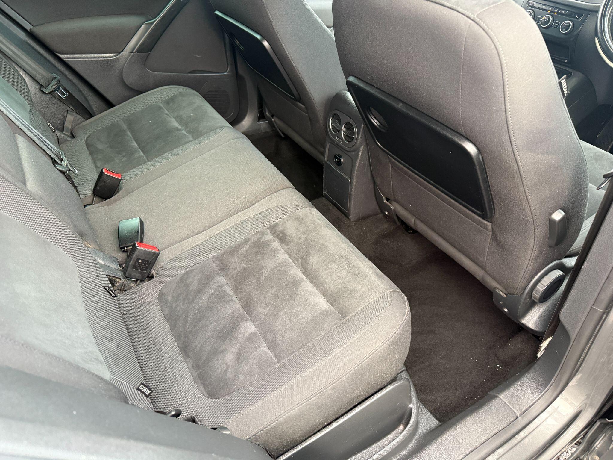 Volkswagen Tiguan - Image 33