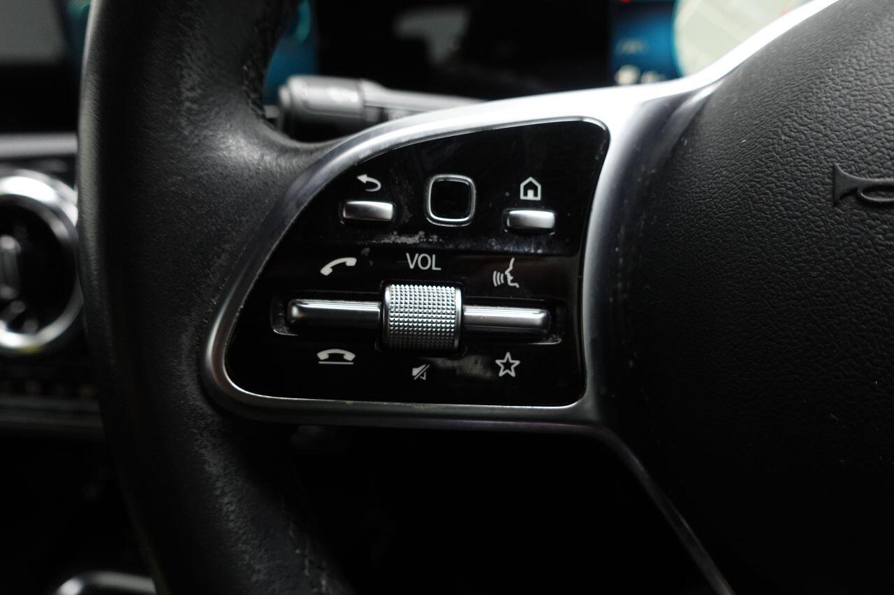 Mercedes-benz A-CLASS - Image 33